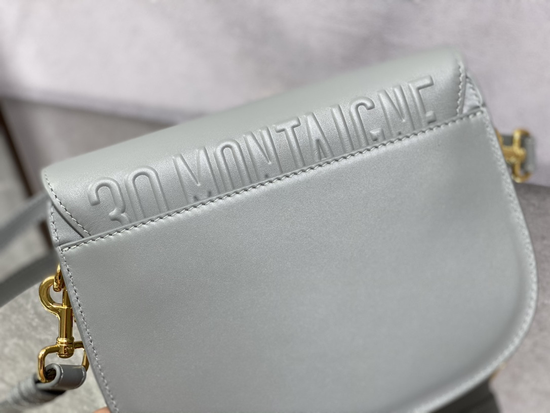 Medium D10r Bobby Bag