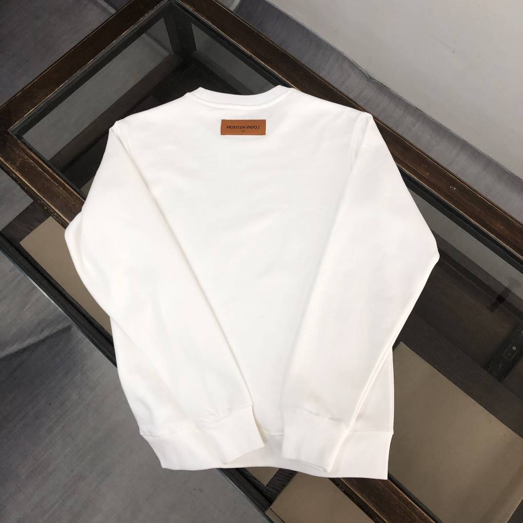 L0vis Vvtt0n 2023 new autumn and winter couples style round neck sweatshirt