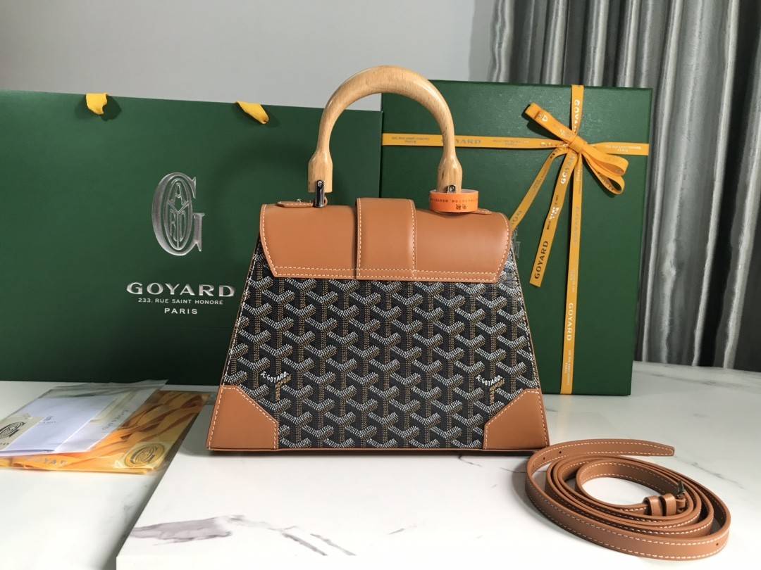 ?G09ard Sa?gon PM small bag, top quality!   Size: 28 * 20 * 12cm
