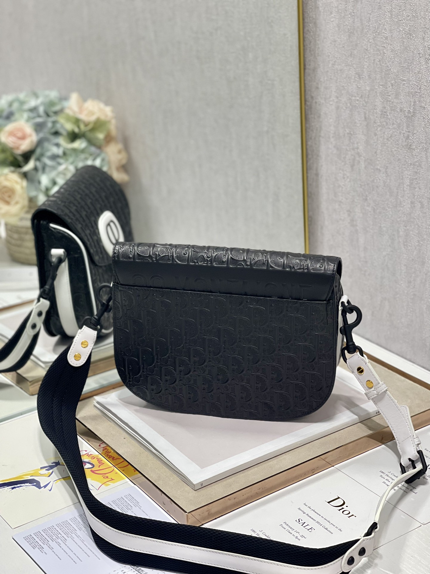 Large D10r Bobby Bag