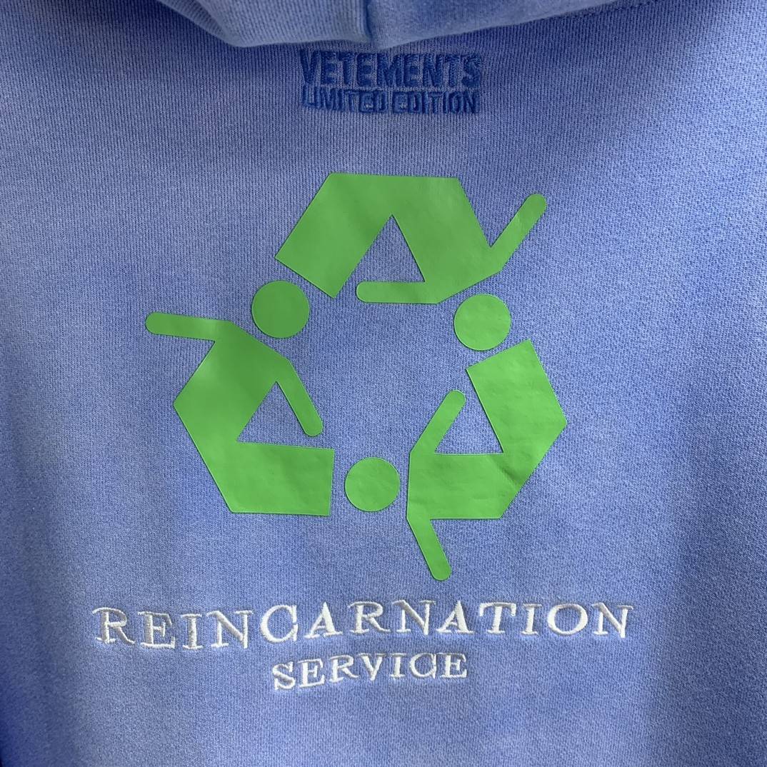 Ba1en*iaga lettered washed sweatshirt