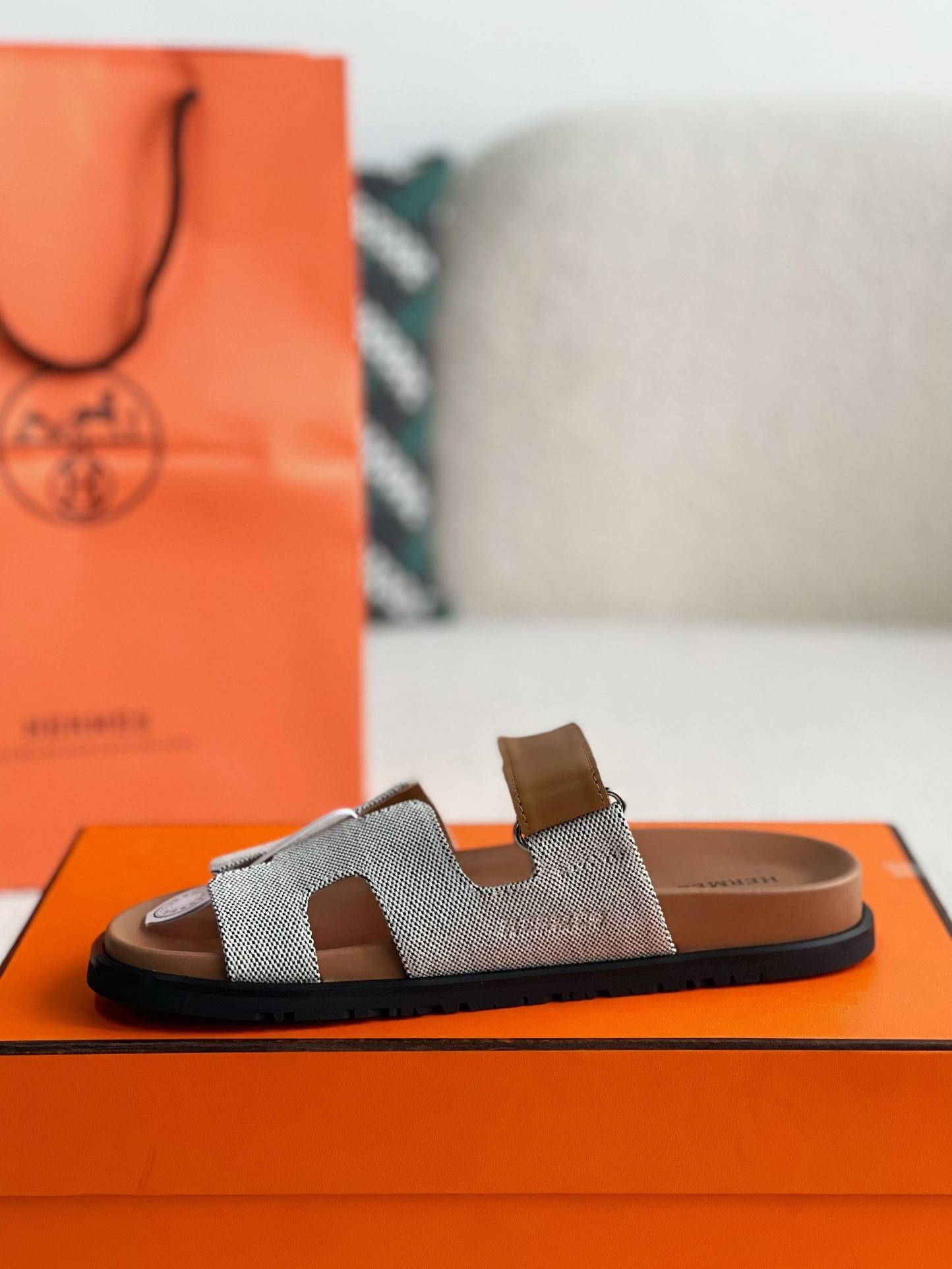 H**me5 zmir sandal