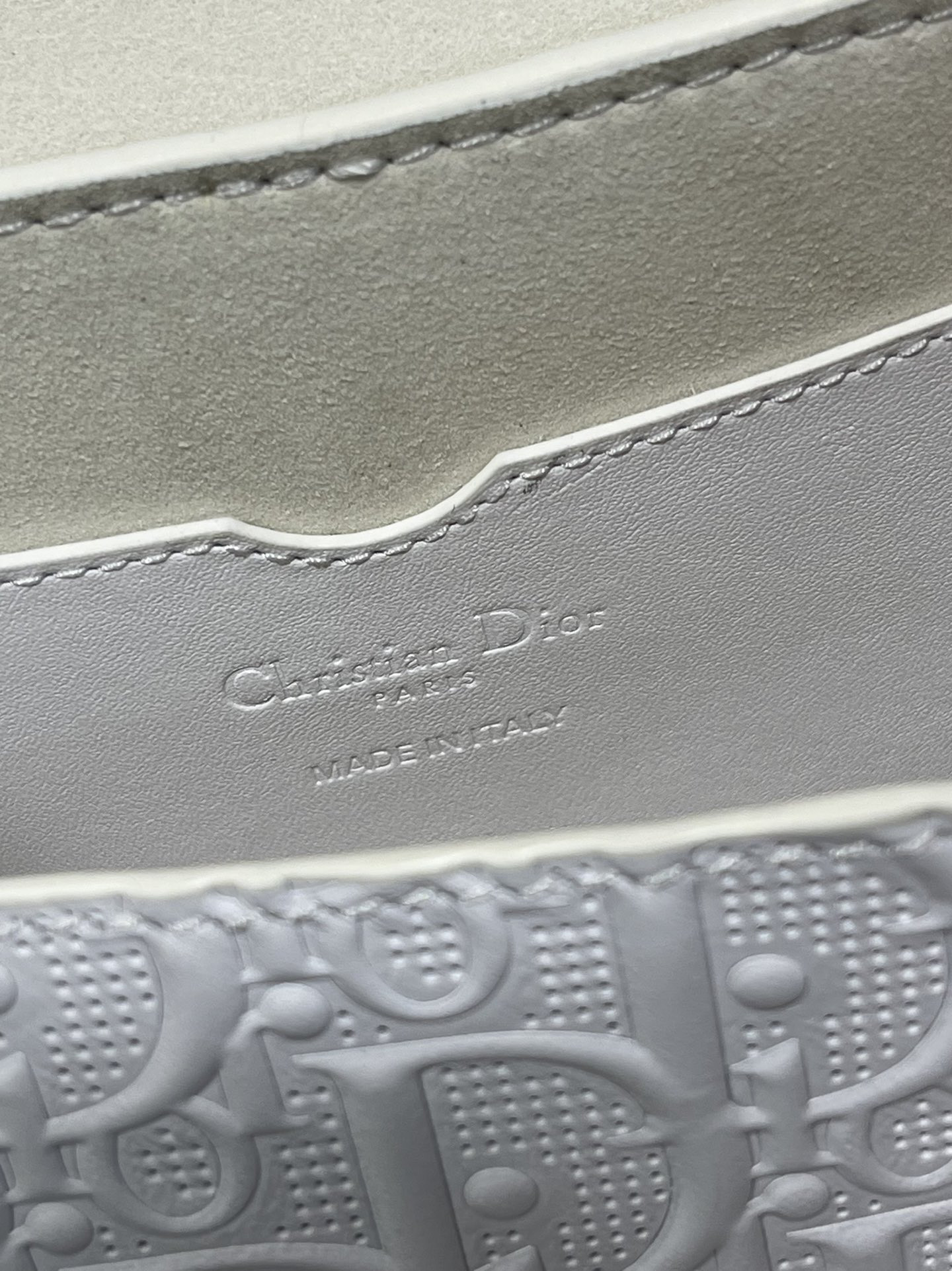 D10r Bobby East-west Bag