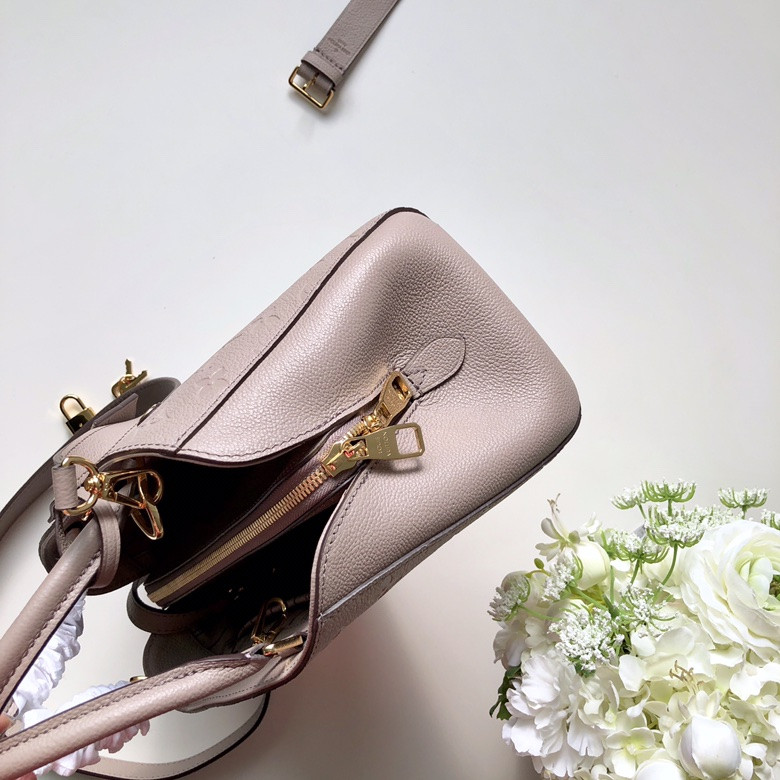 L0vis Vvtt0n Montaigne Bb Bag