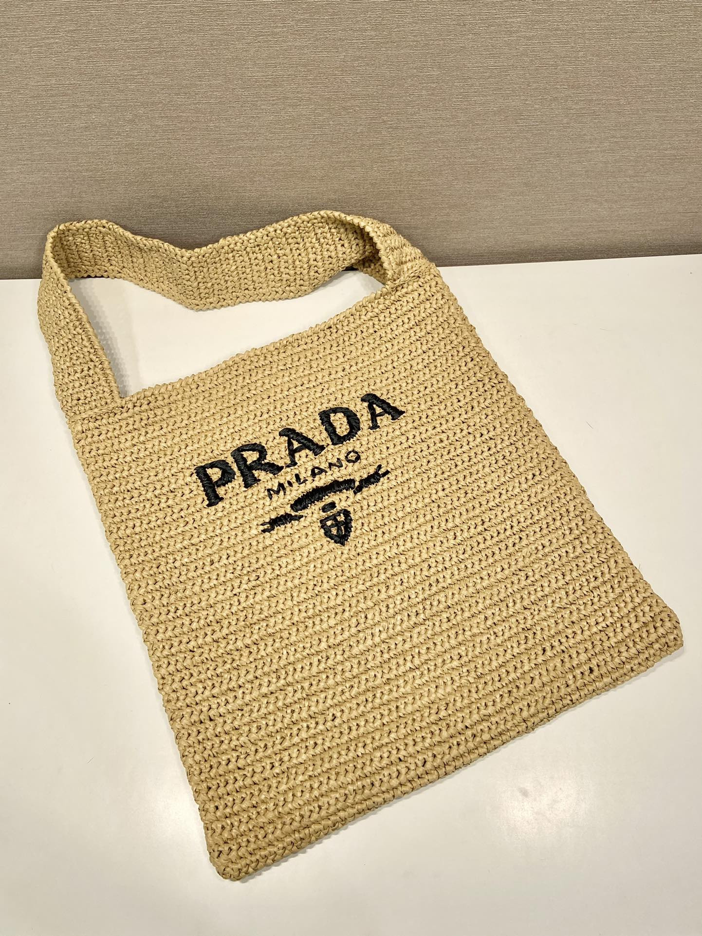 Pra*a Raffia Tote Bag