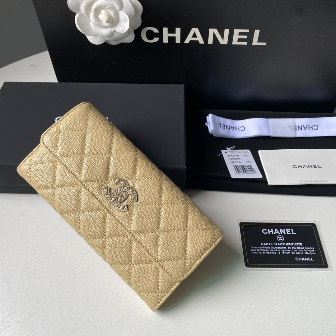 Chanle Flap Wallet