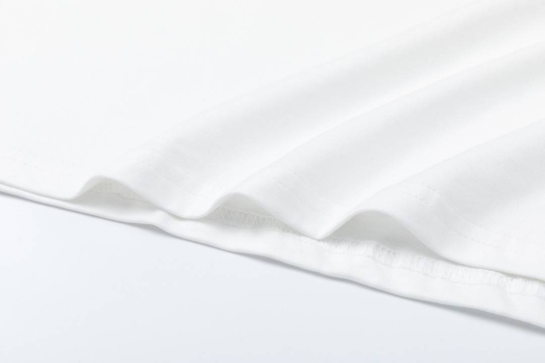 Ba1en*iaga 23Ss Drill Print Hound Design t-shirt