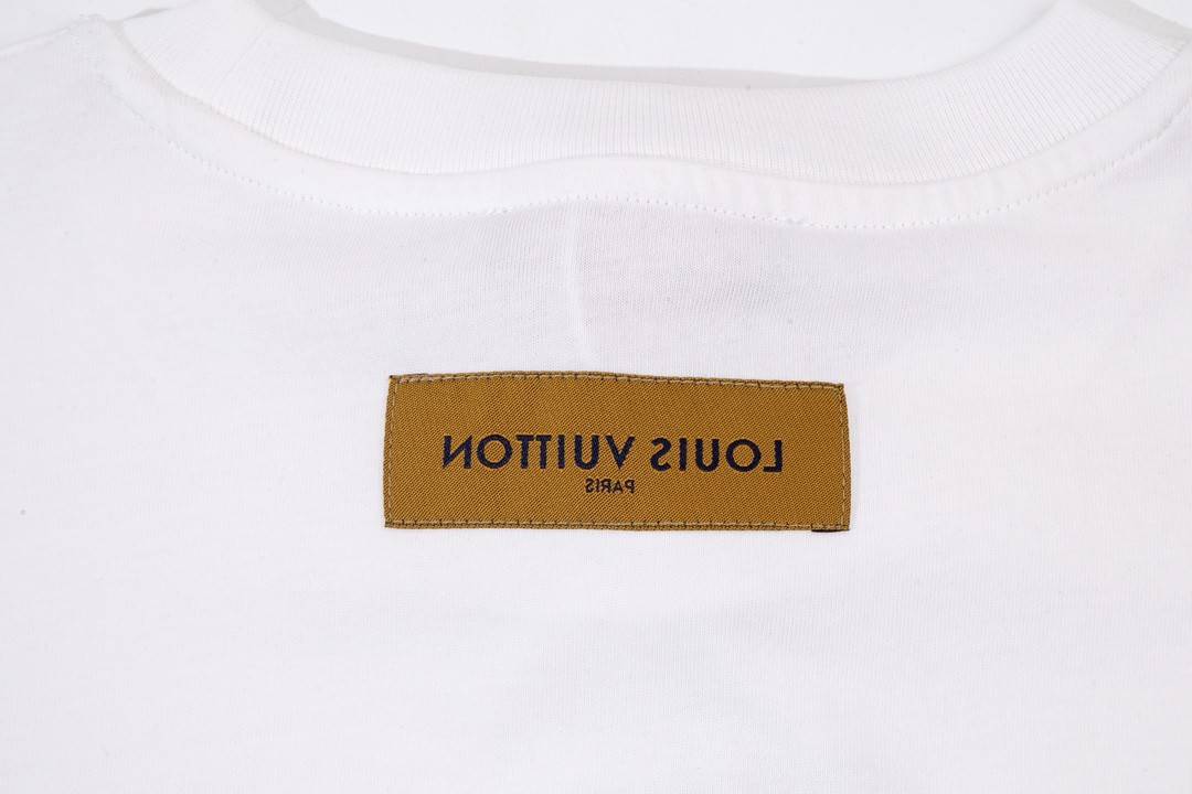 L0vis Vvtt0n 230,000 new T-shirts for spring and summer