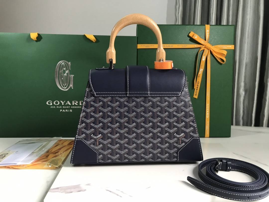 ?G09ard Sa?gon PM small bag, top quality!   Size: 28 * 20 * 12cm