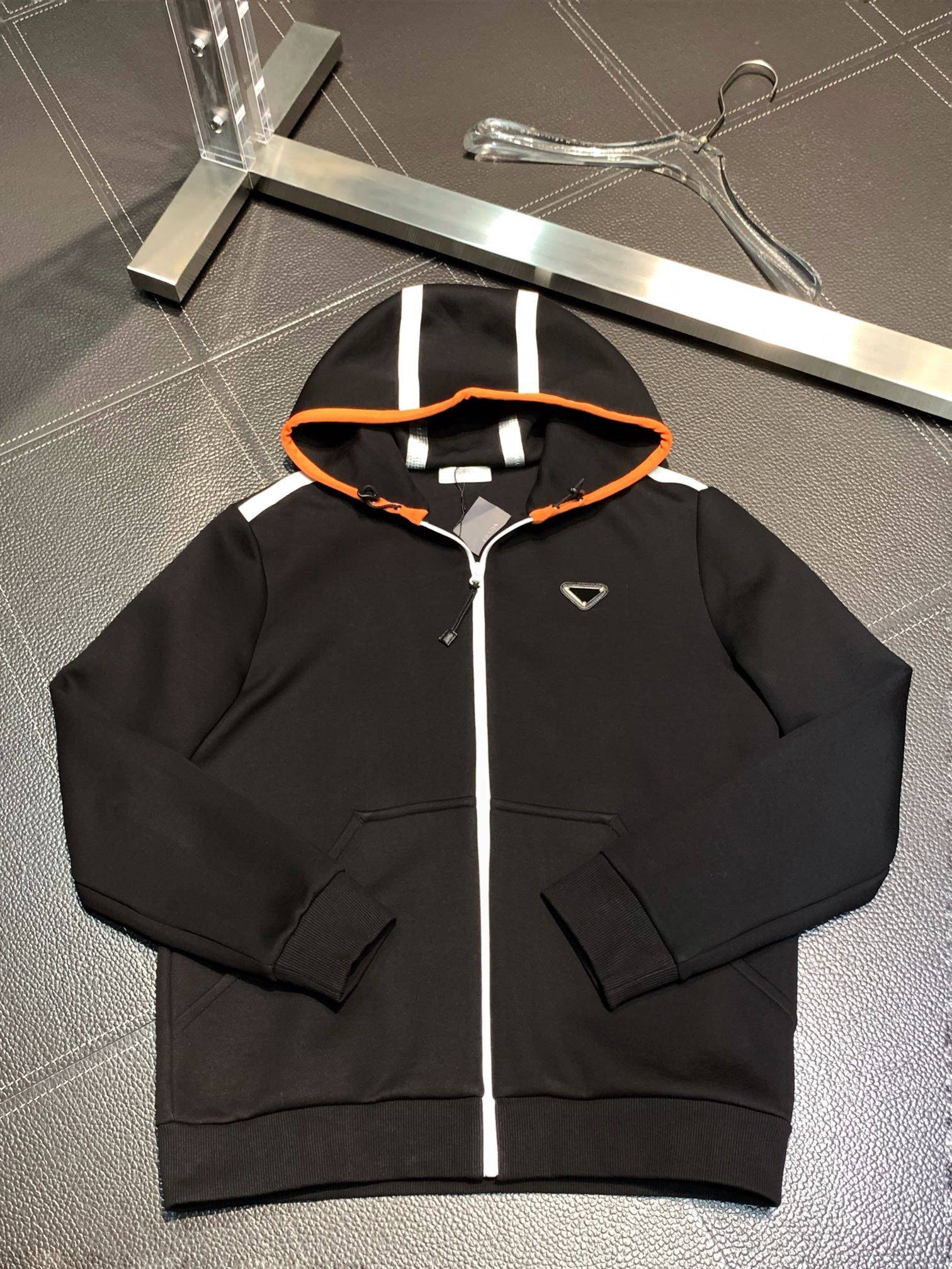 Pra*a jacket trouser suit