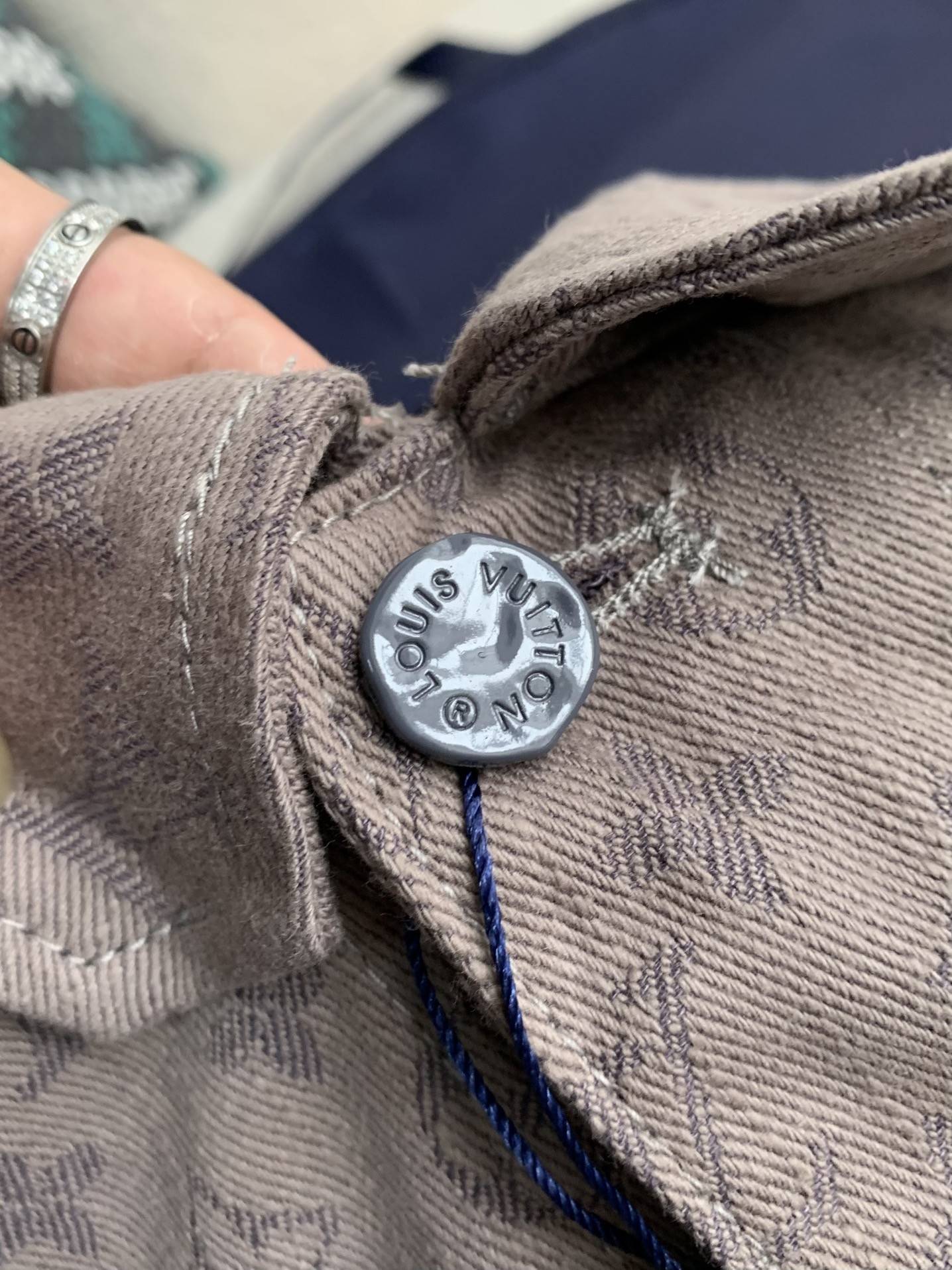 L0vis Vvtt0n  Jackets