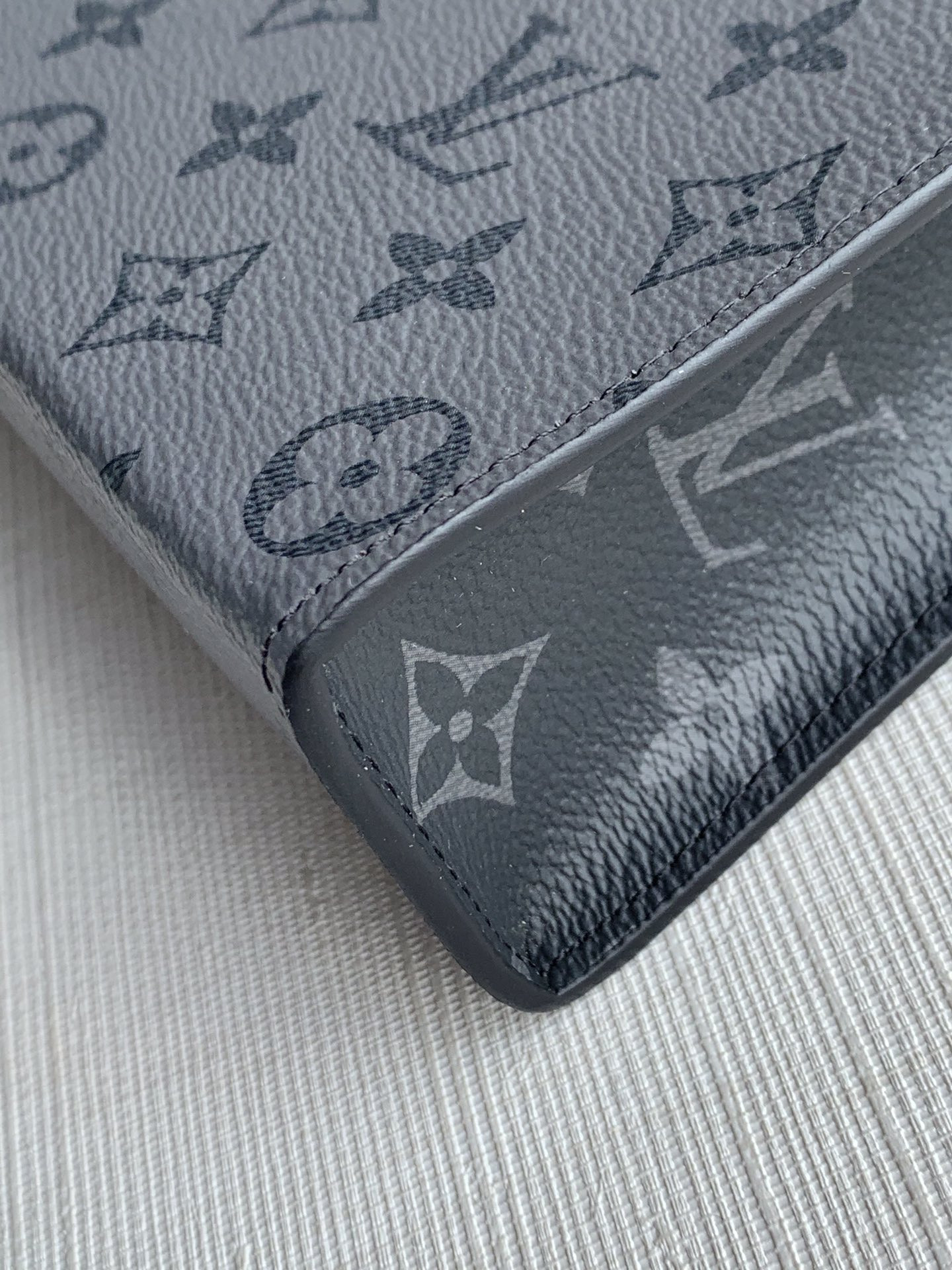 L0vis Vvtt0n Pochette Voyage Bag