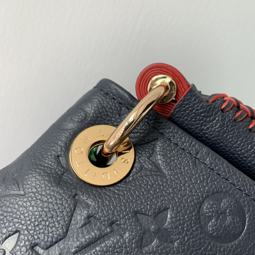 L0vis Vvtt0n Artsy Bag