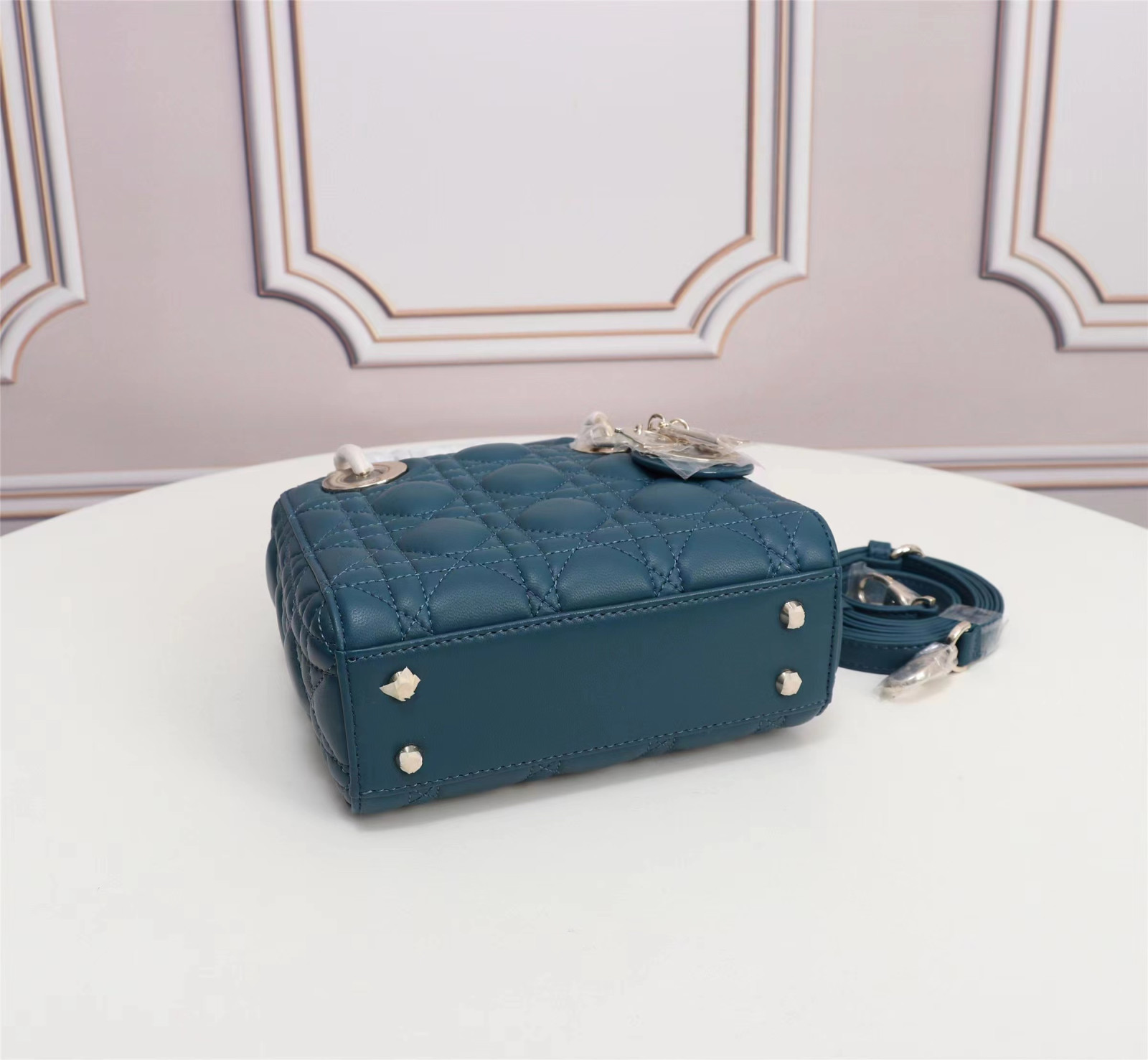 Lady D10r Micro Bag