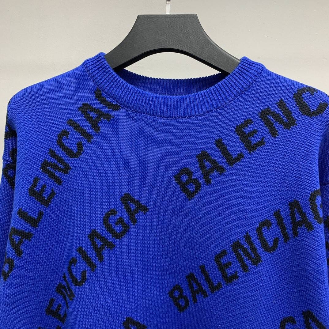 Ba1en*iaga letter sweater