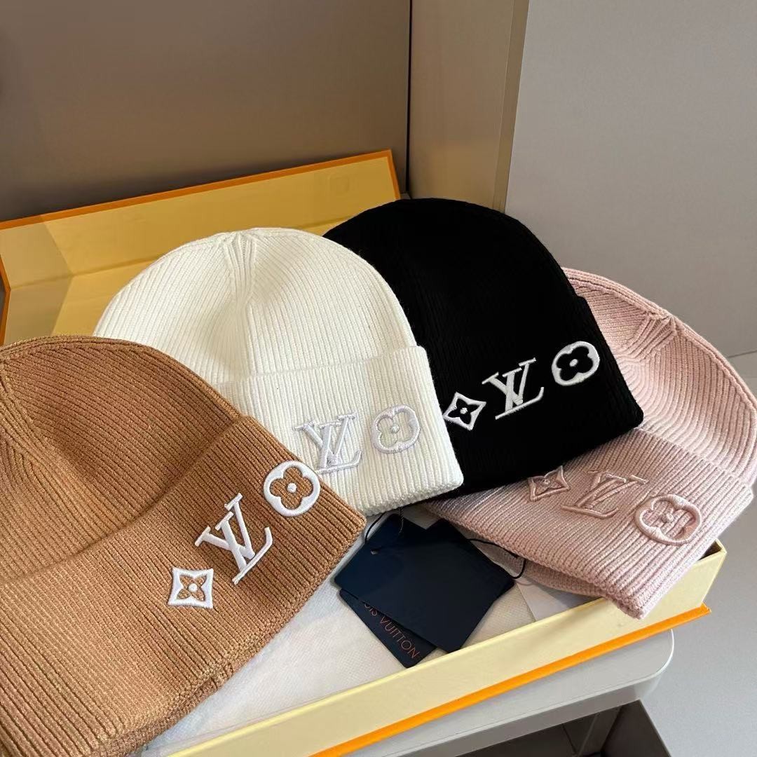 [#4092] L0vis Vvtt0n autumn and wi nter new knitted hat
