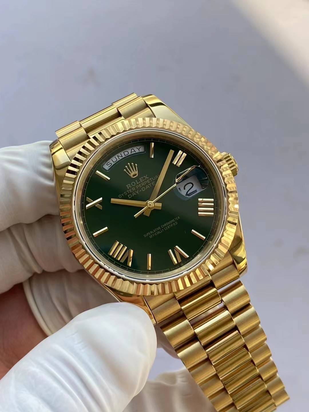 R01ex Week calendar series wristwatch 41mm