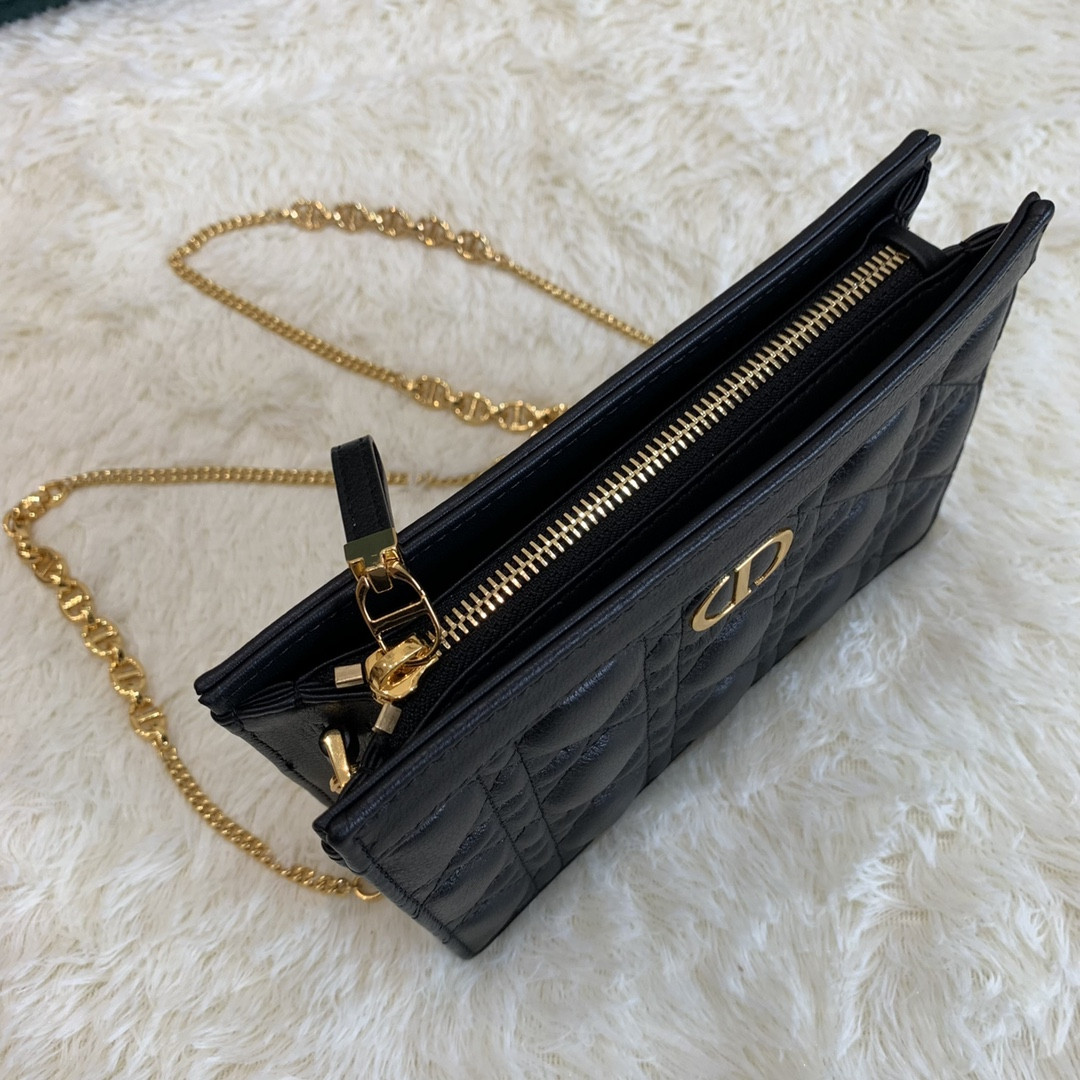 D10r Caro Zipped Pouch With Chain