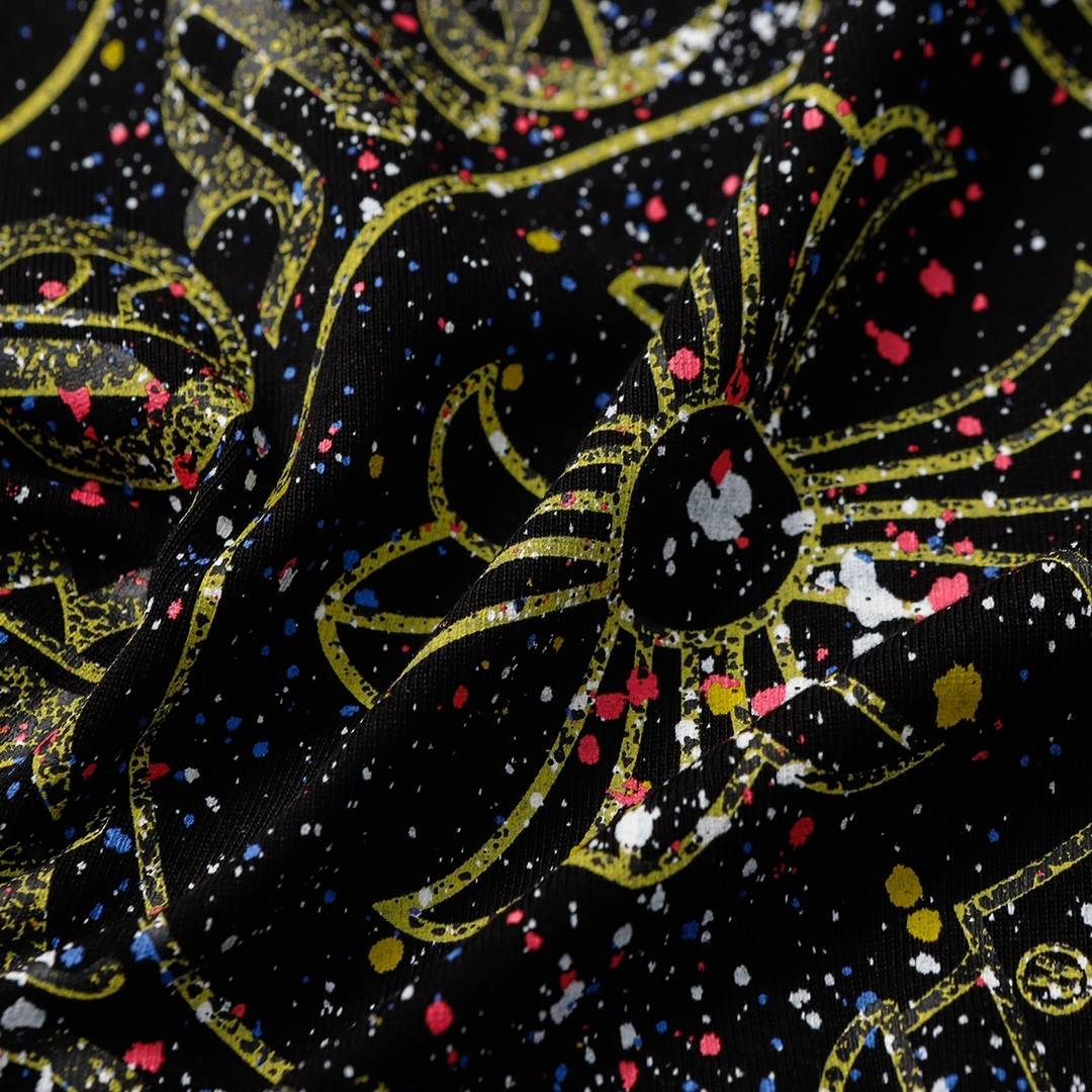 Ch*0me He**ts heart splashed ink Sanskrit horseshoe t-shirtarts