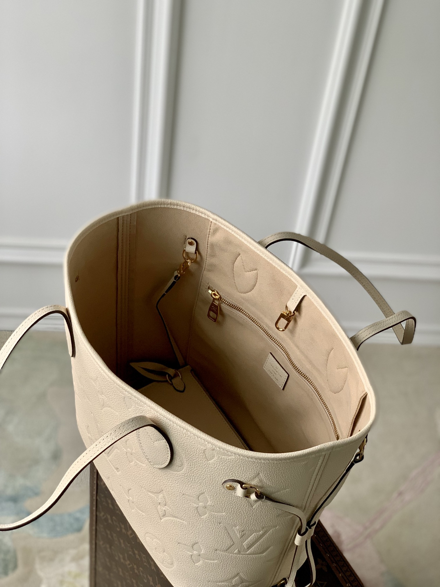 L0vis Vvtt0n Neverfull Bag