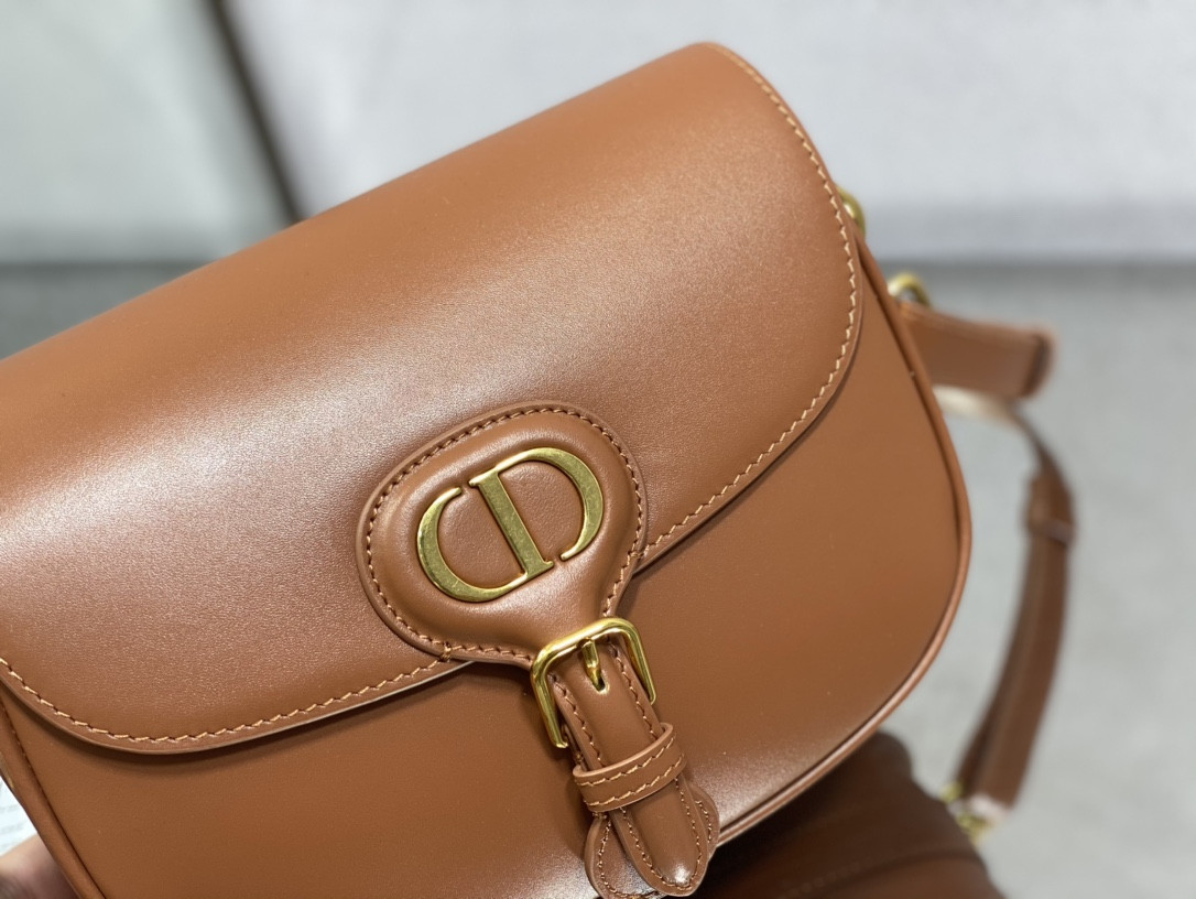 Medium D10r Bobby Bag