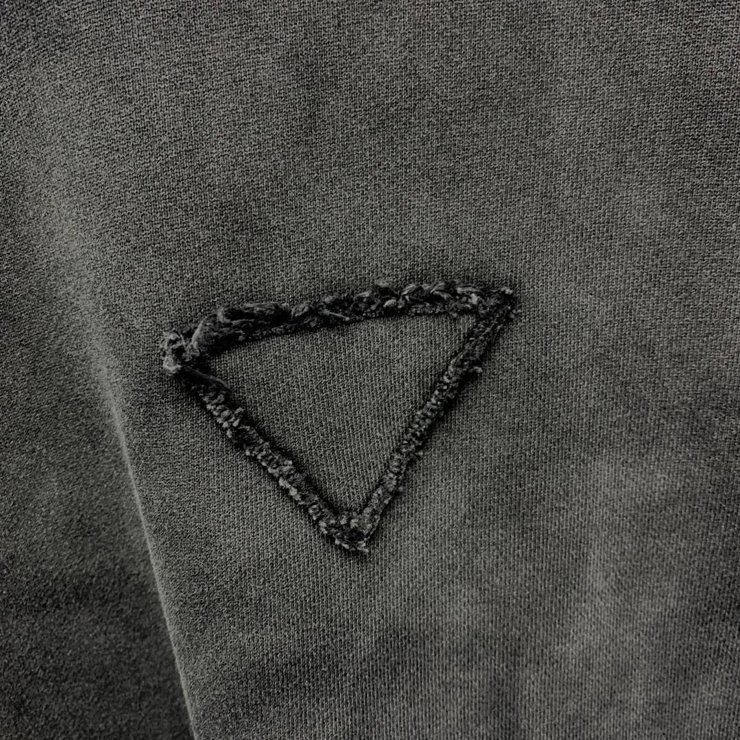 Ba1en*iaga embroidered sweatshirt