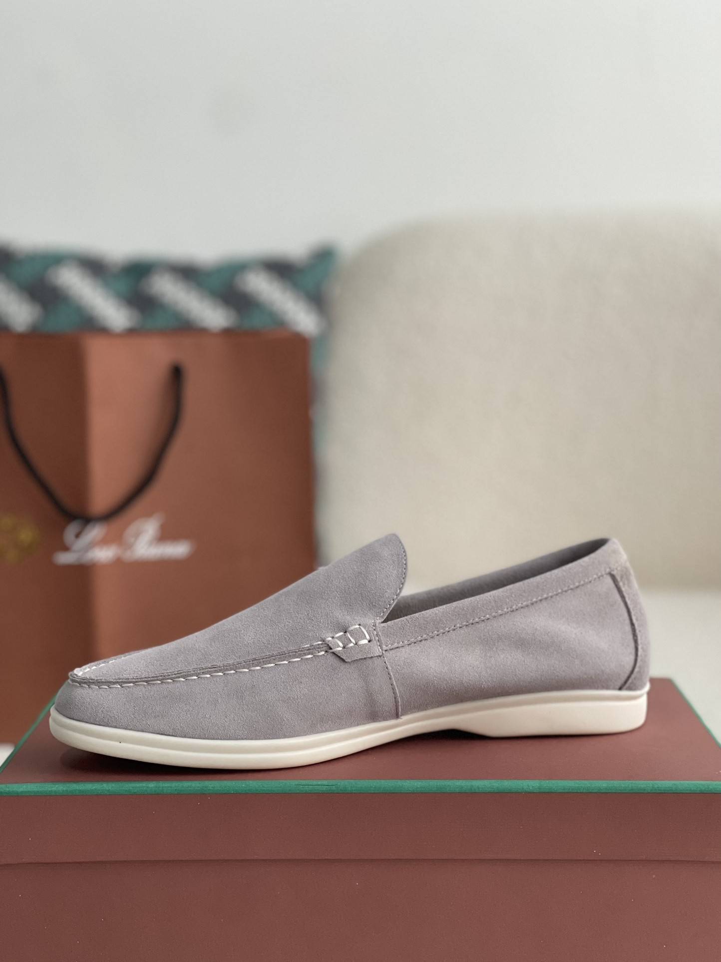 L0r0 P1ana Summer Charms Walk Moccasin Shoes