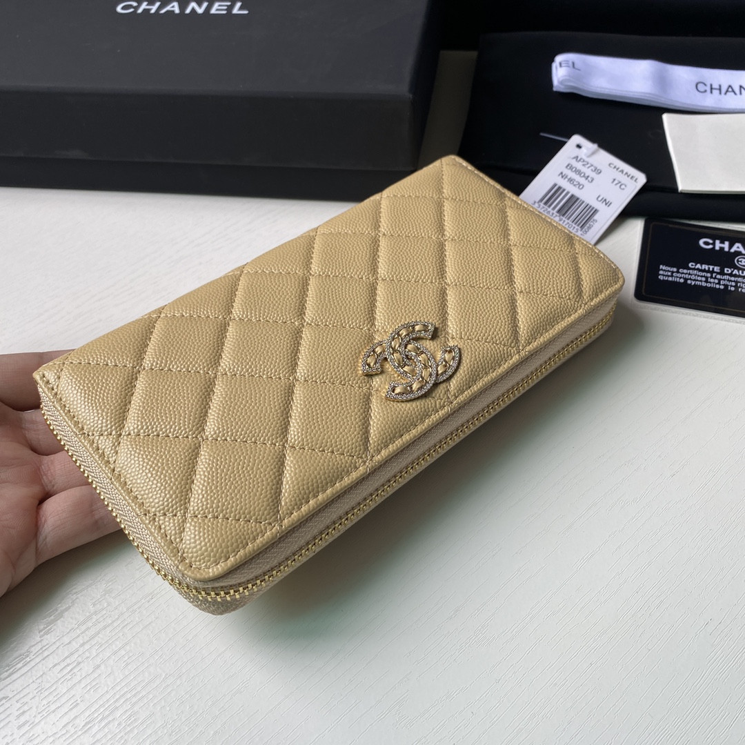 Chanle Zipped Wallet