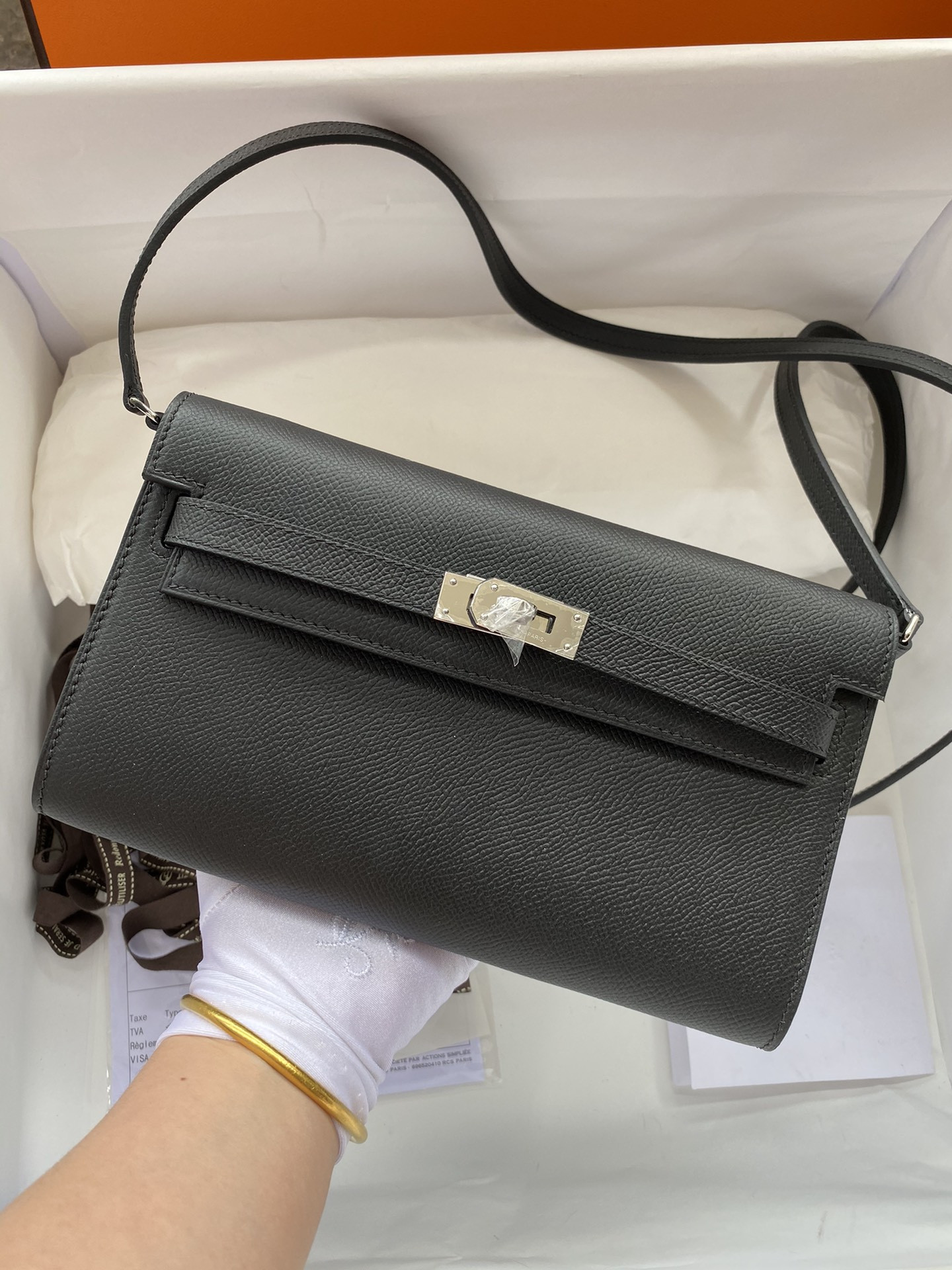 Kelly Classique To Go