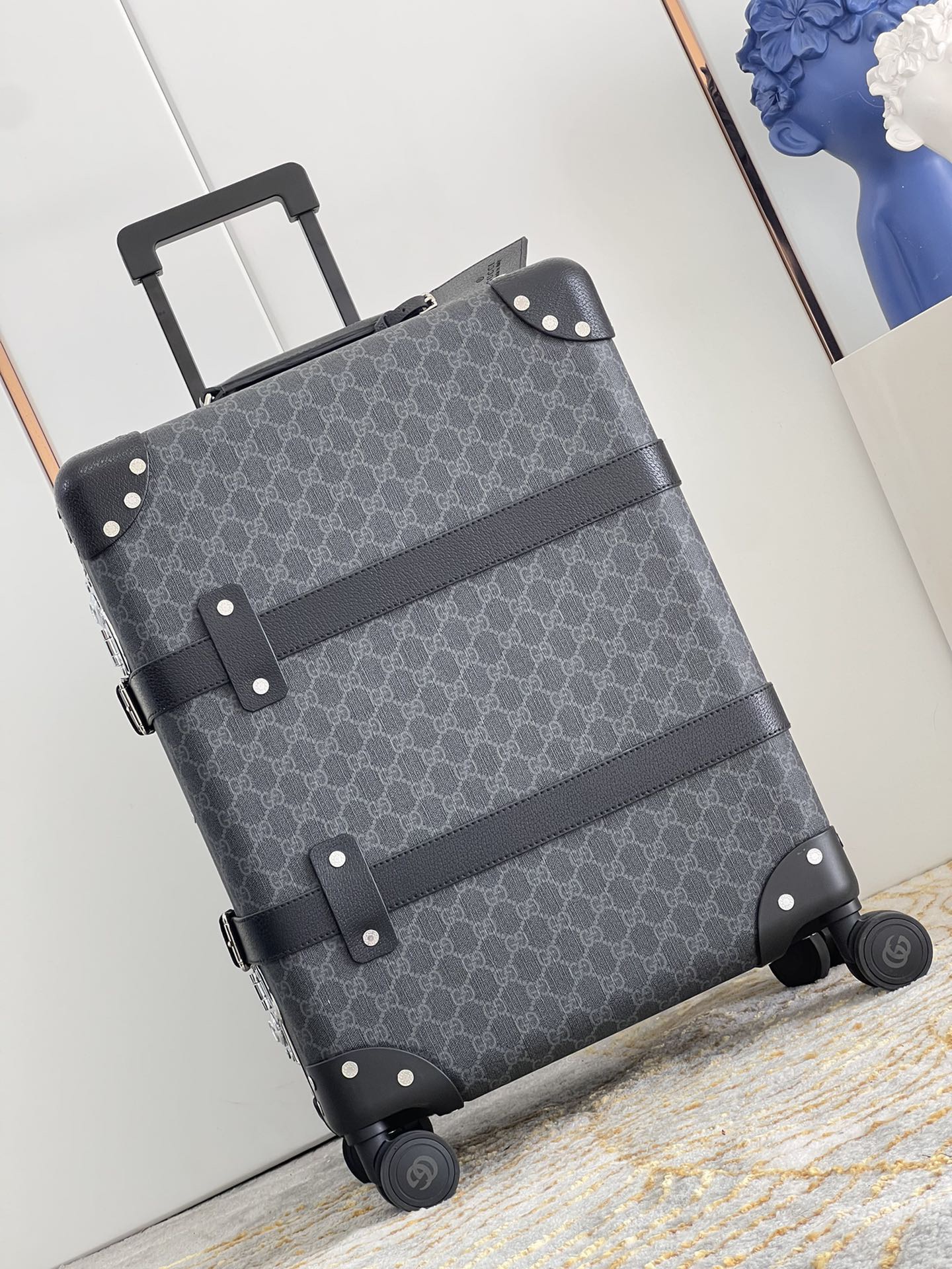 Gvc*1 suitcase/trolley case F902 retro size 20 inches