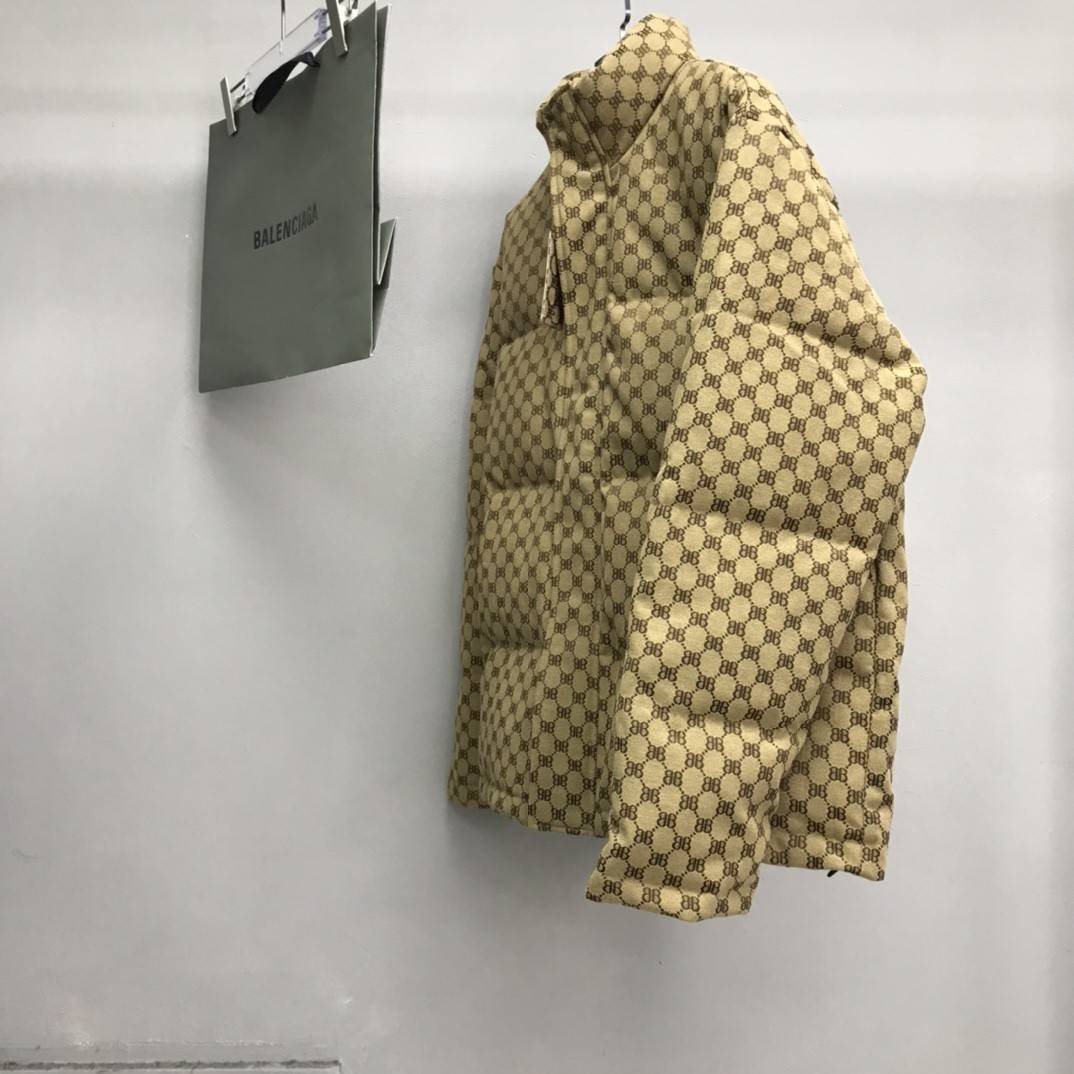 Ba1en*iaga all-over printed double B down jacket