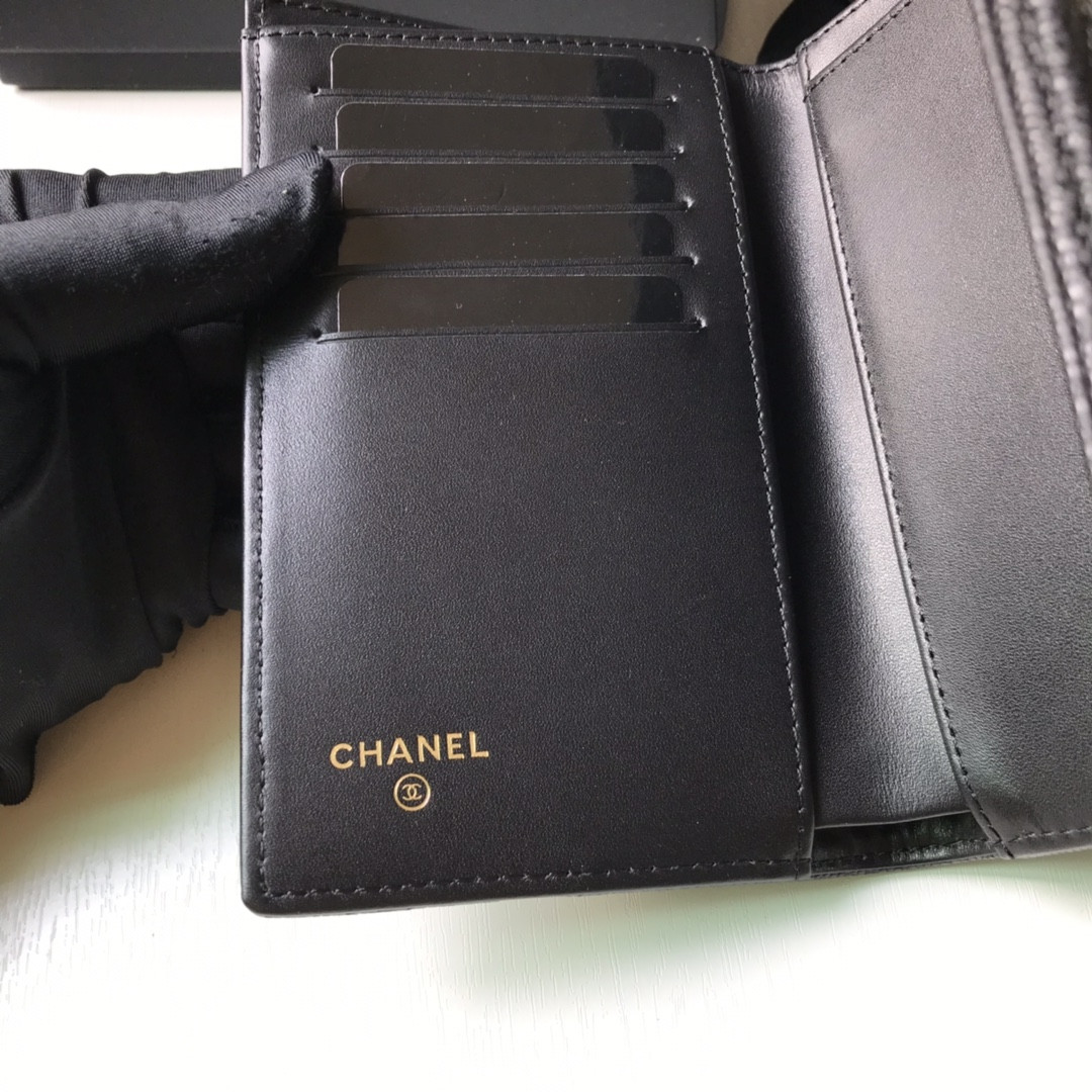 Chanle Flap Wallet