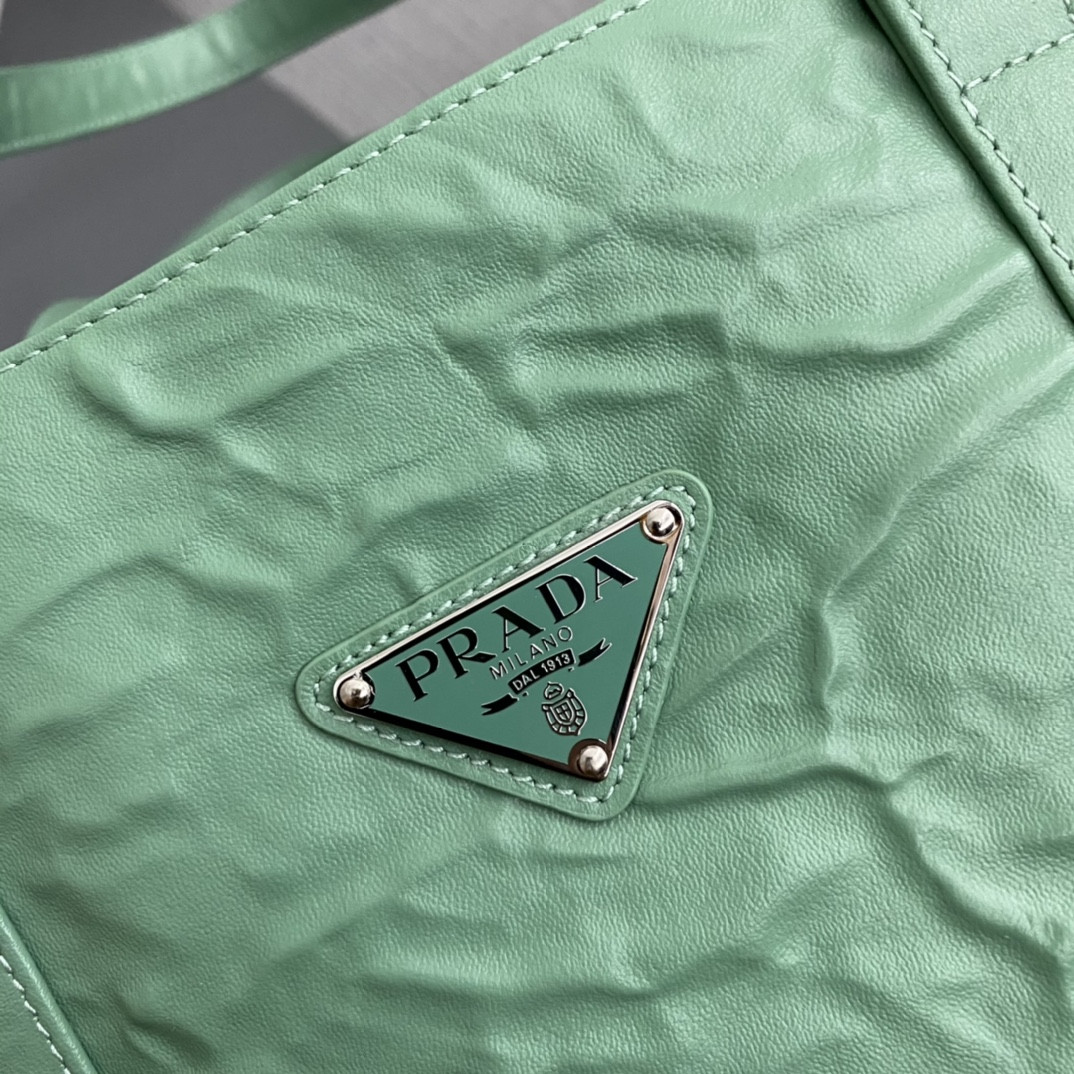 Pra*a Large Antique Tote Bag