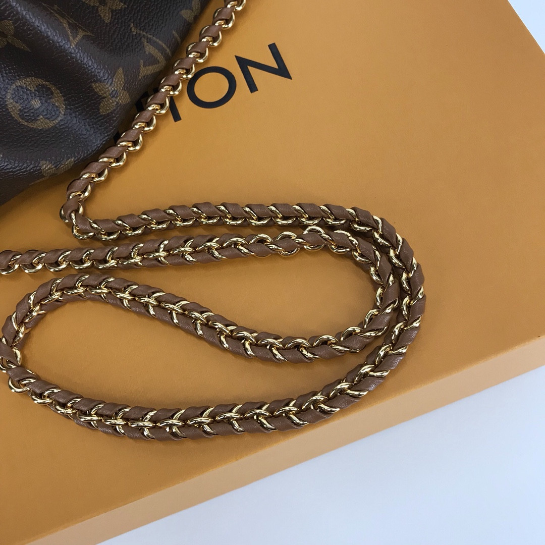 L0vis Vvtt0n Boursicot Ew Bag