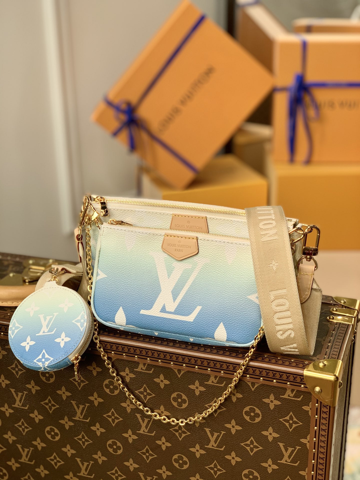 L0vis Vvtt0n Multi Pochette Accessories Bag