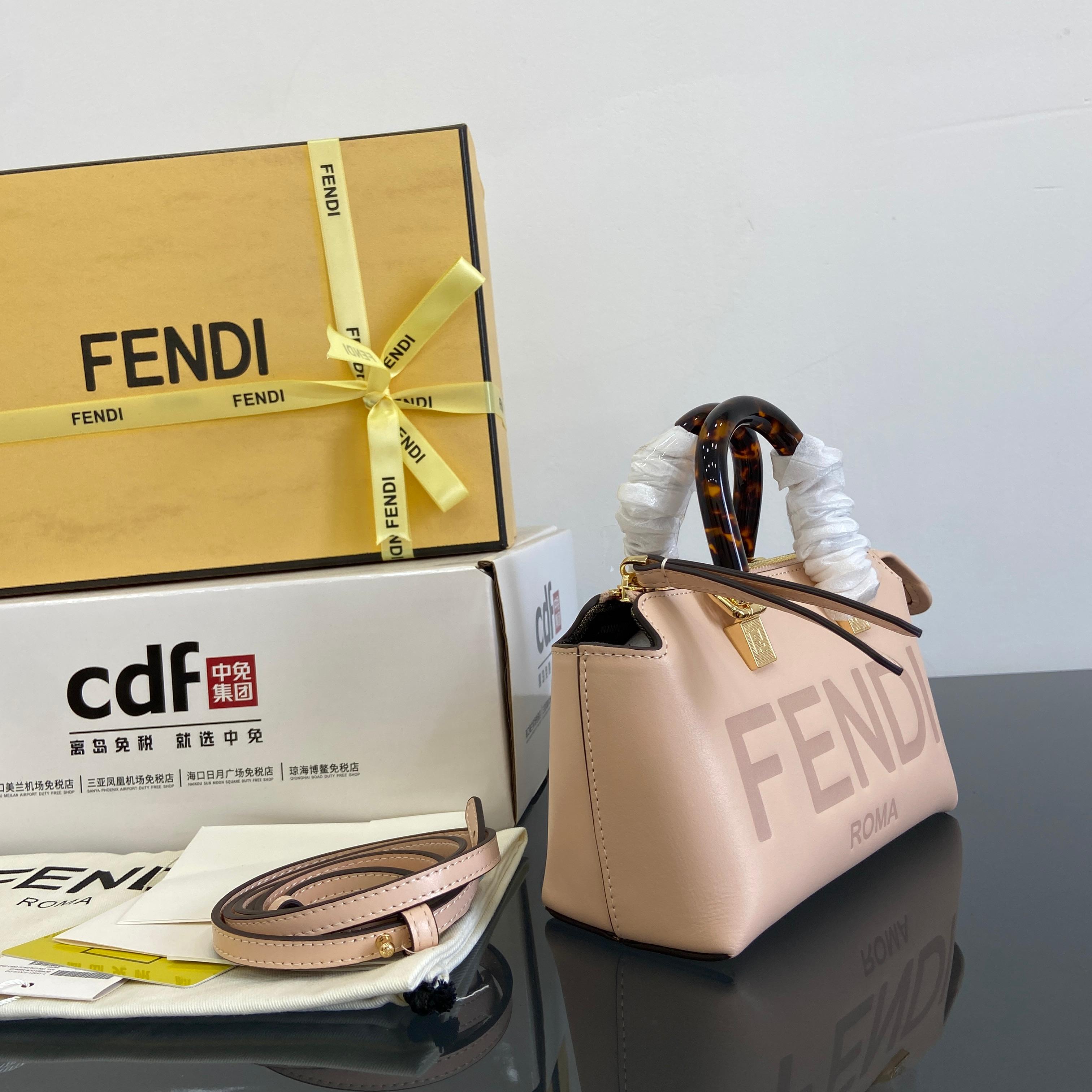 F**di •Mini By The Way mini bag, calfskin model model: 8067 size: 17×8×9cm