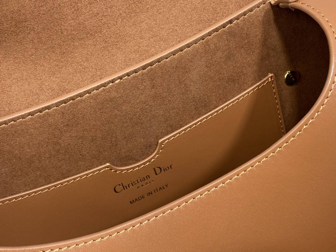 Large D10r Bobby Bag