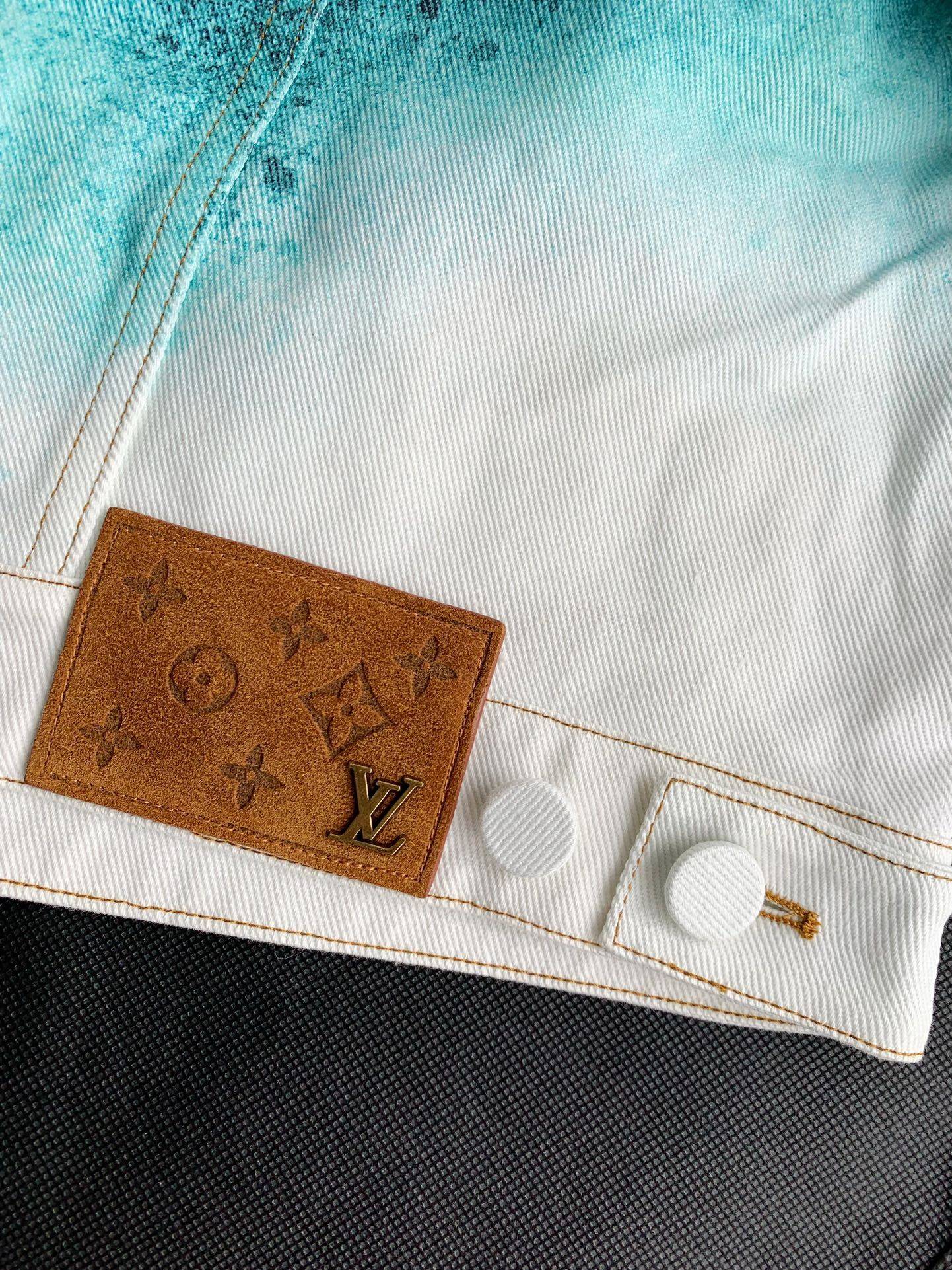 L0vis Vvtt0n  Jackets