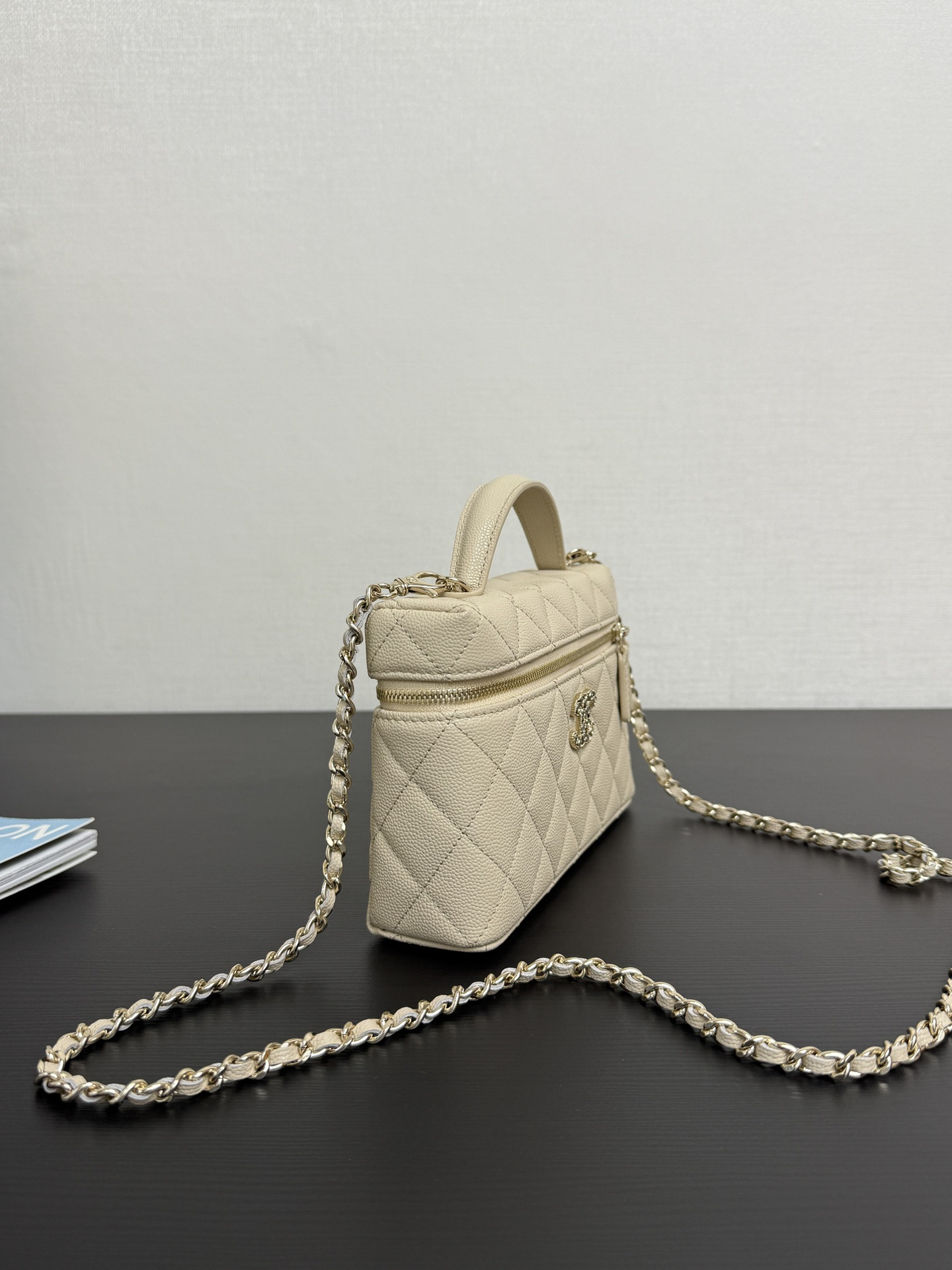 Ch**el 25c Lp Bag 19cm