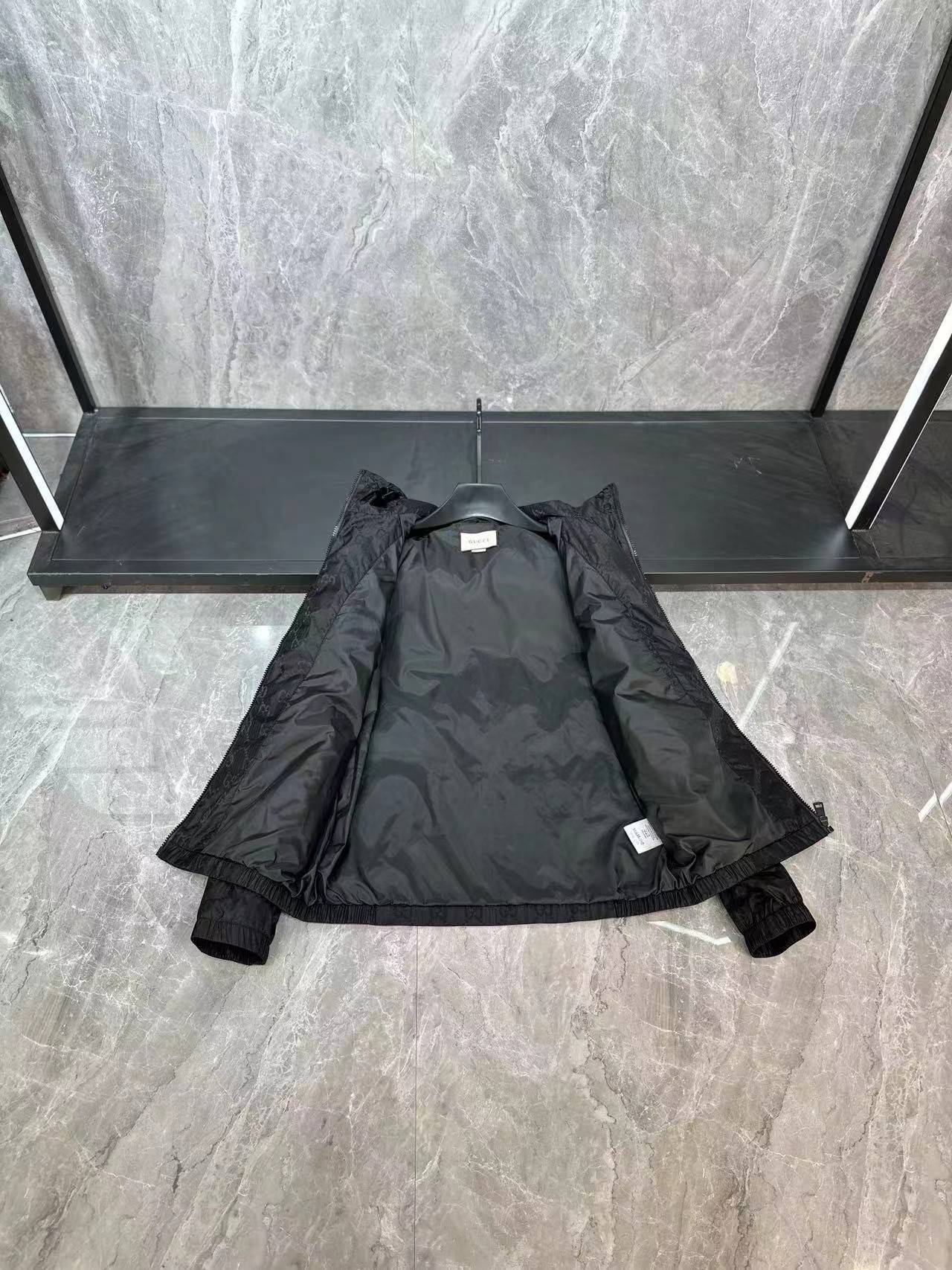 Gvc*1 Cristiano monogram padded jacket