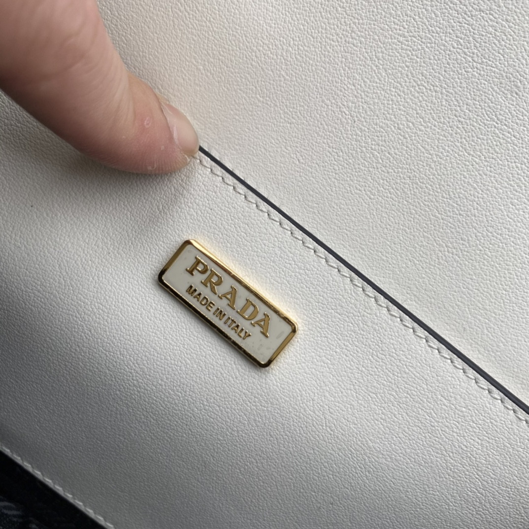 Pra*a Emblème Saffiano Shoulder Bag