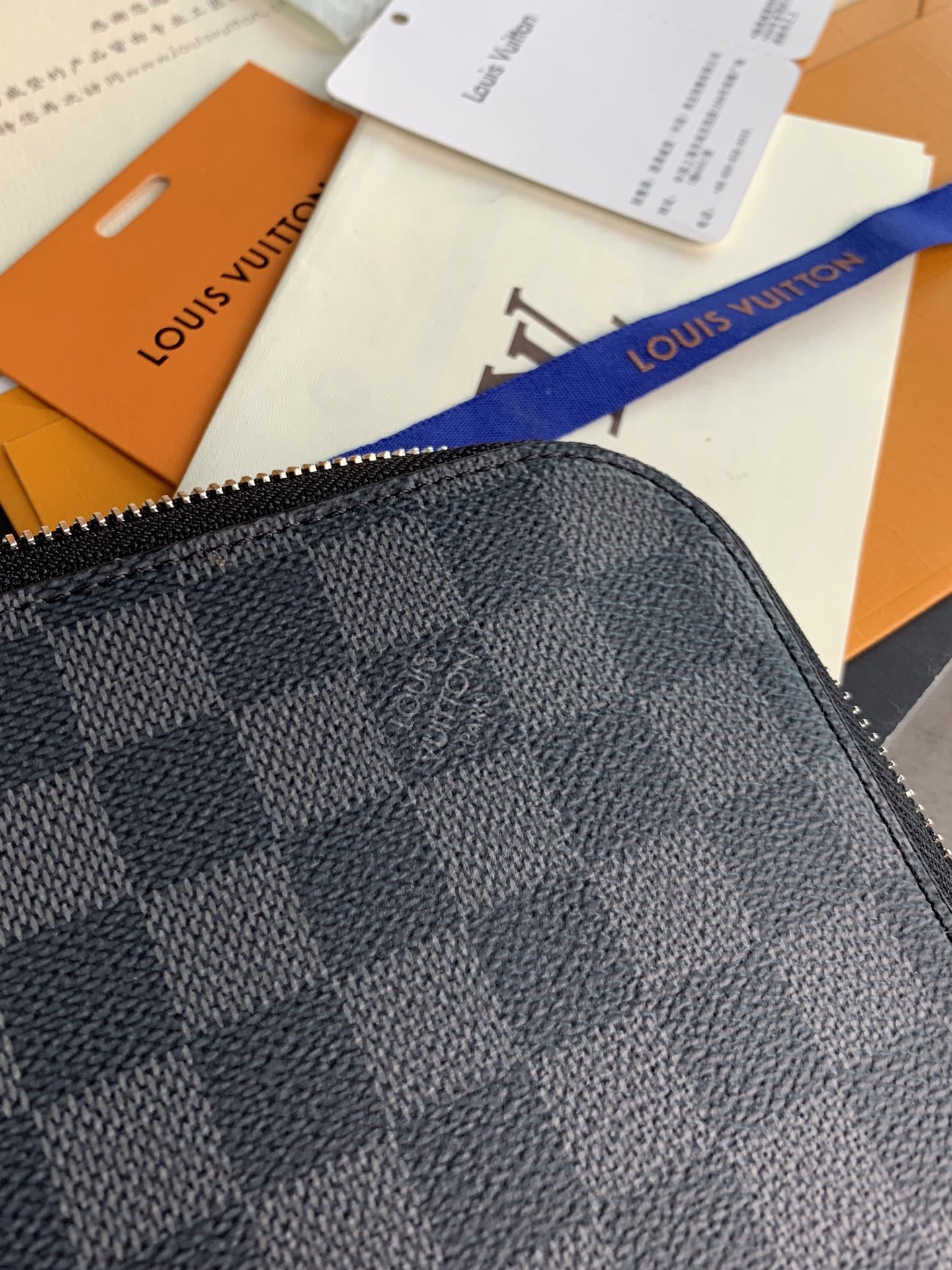 L0vis Vvtt0n Pochette Jour Bag