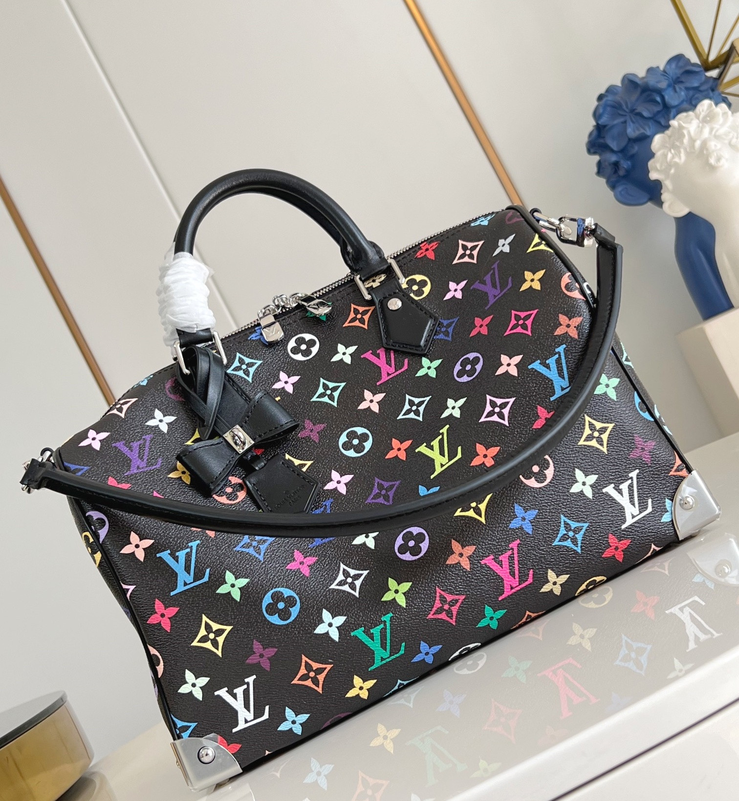 L0vis Vvtt0n Speedy Soft 30 Bag