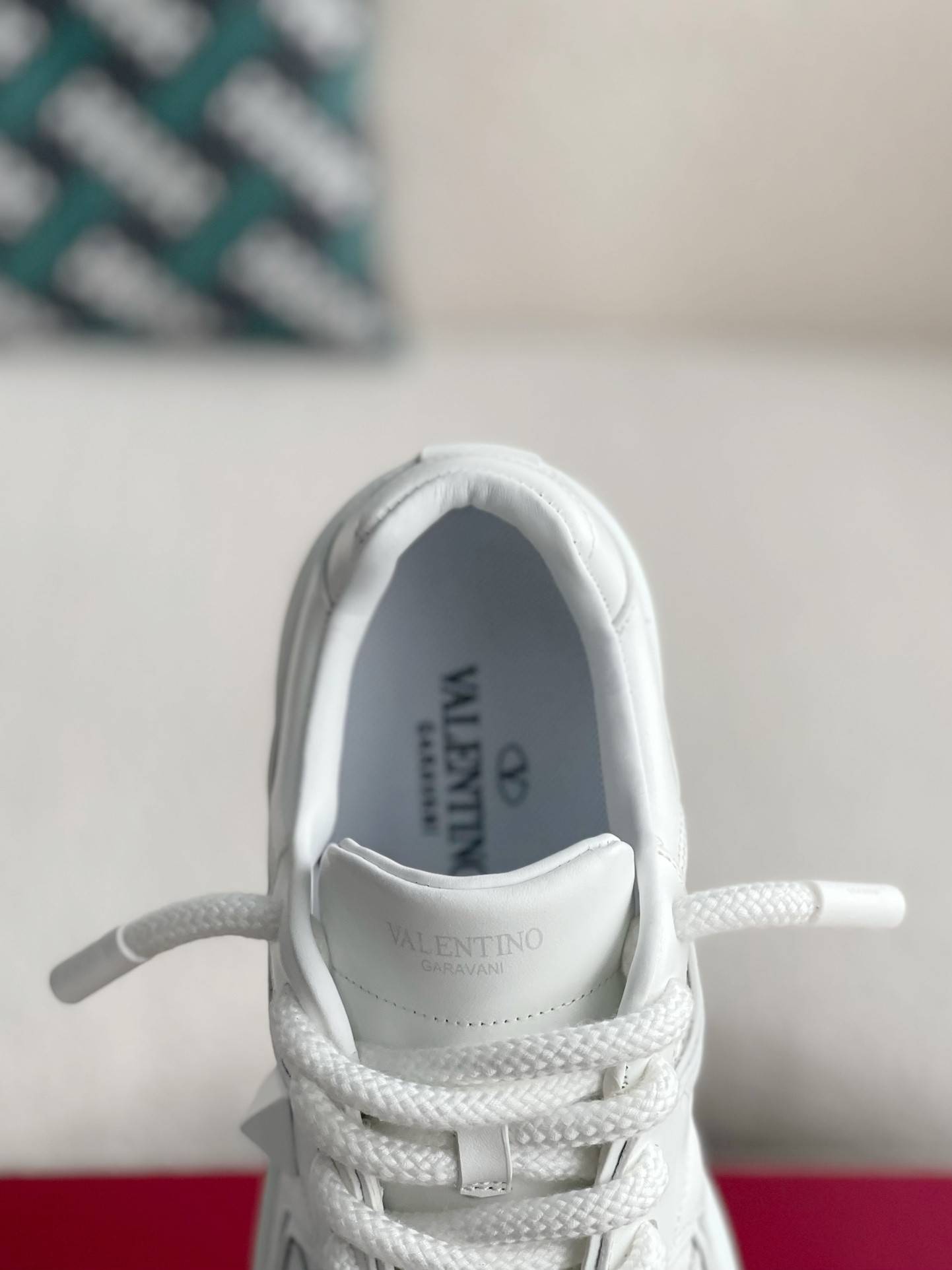 Va1e*ntin0 One Stud Sneakers