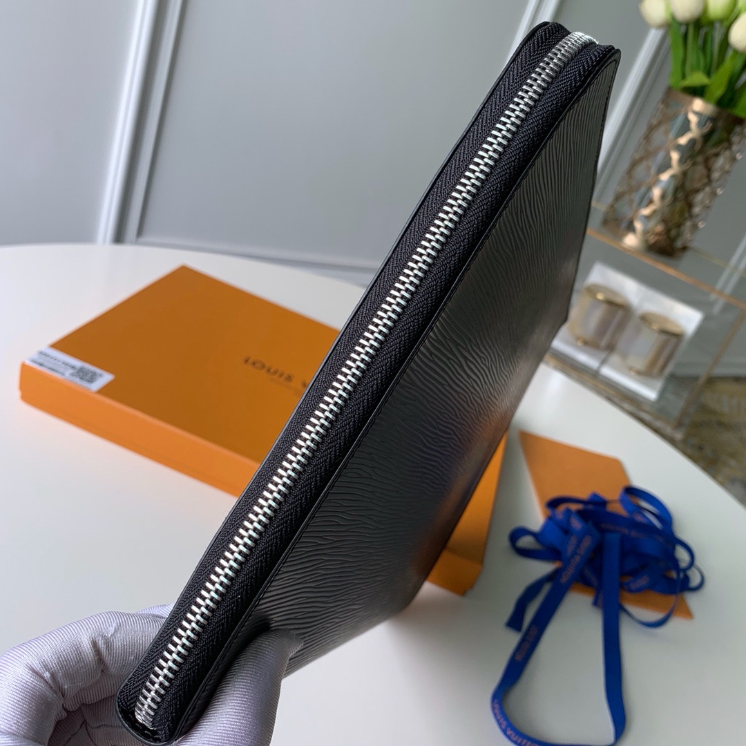 L0vis Vvtt0n Pochette Jour Bag