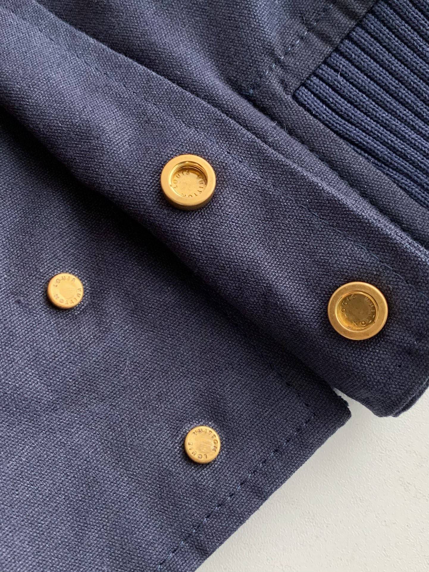 L0vis Vvtt0n casual jacket