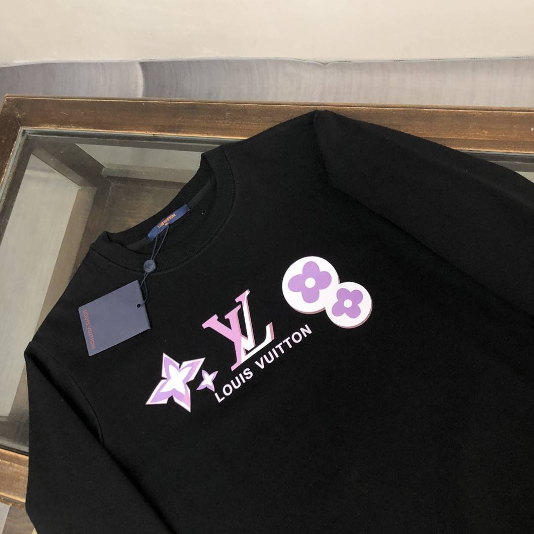 L0vis Vvtt0n 2023 new autumn and winter couples style round neck sweatshirt