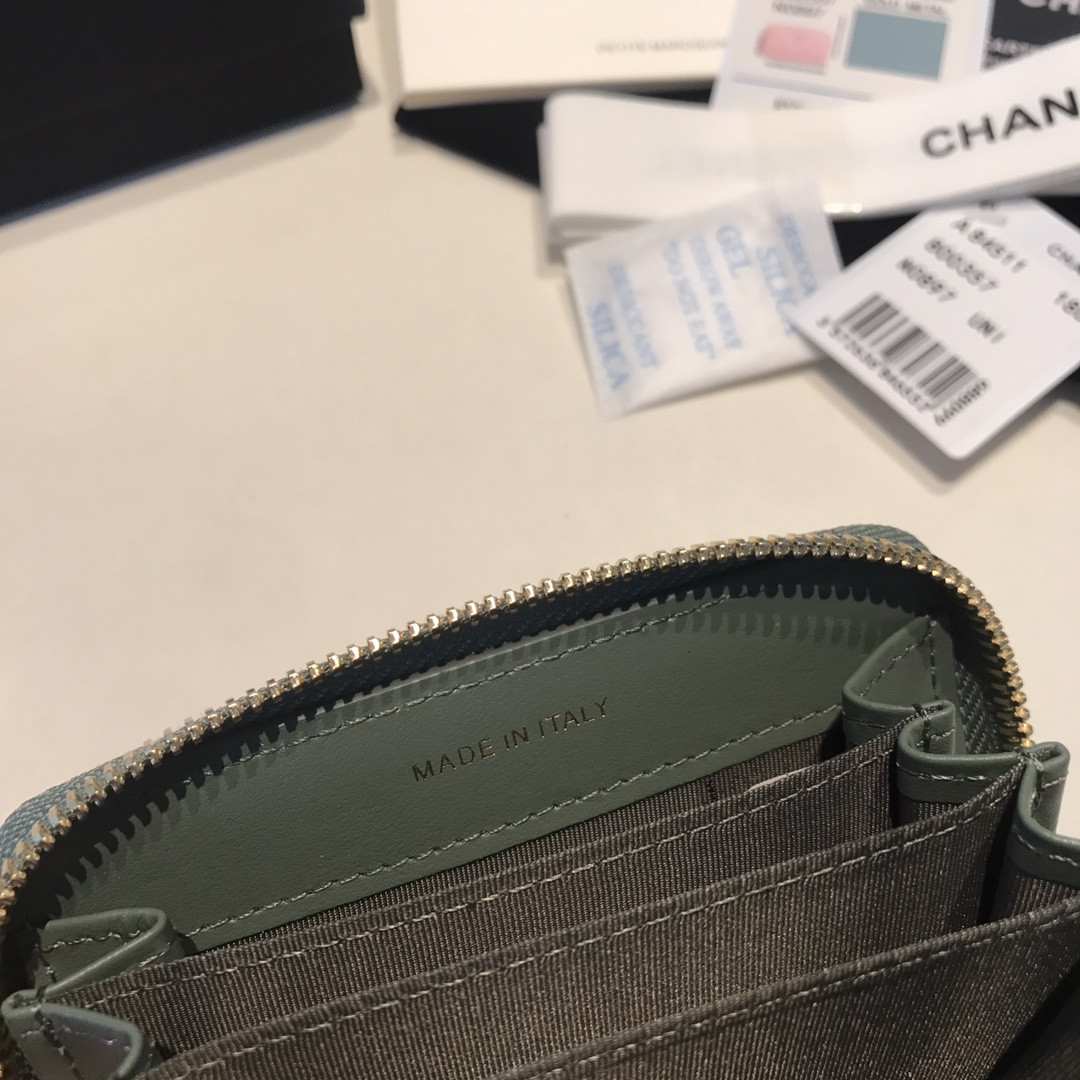 Chanle Zipped Wallet