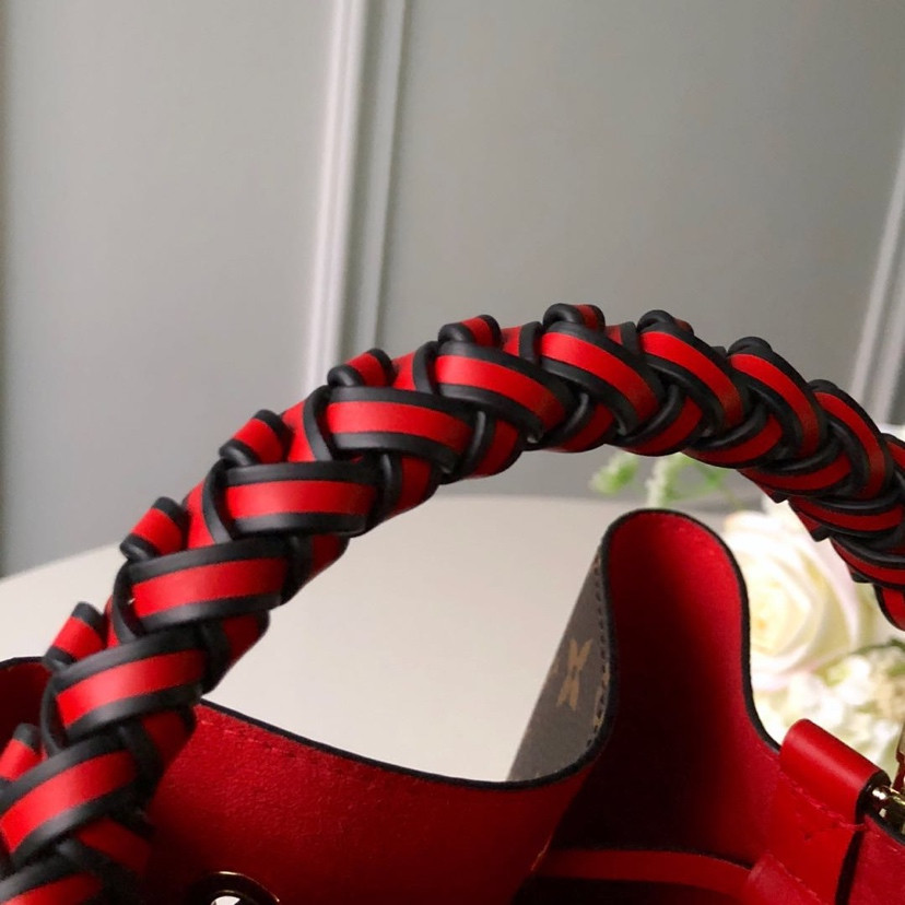 L0vis Vvtt0n Néonoé Bag