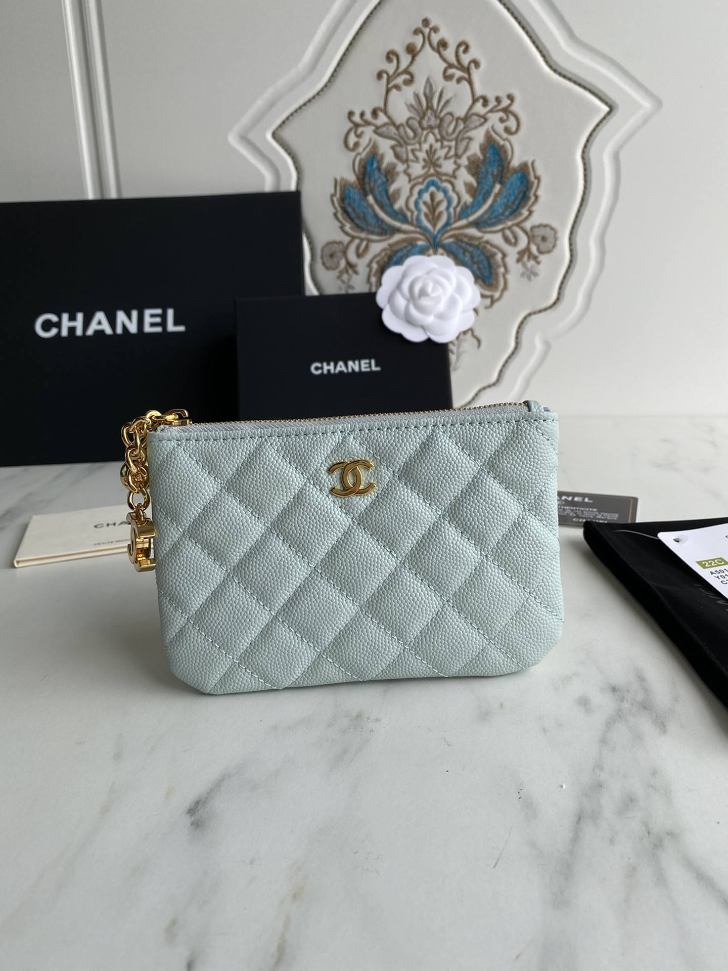Chanle Zipped Wallet